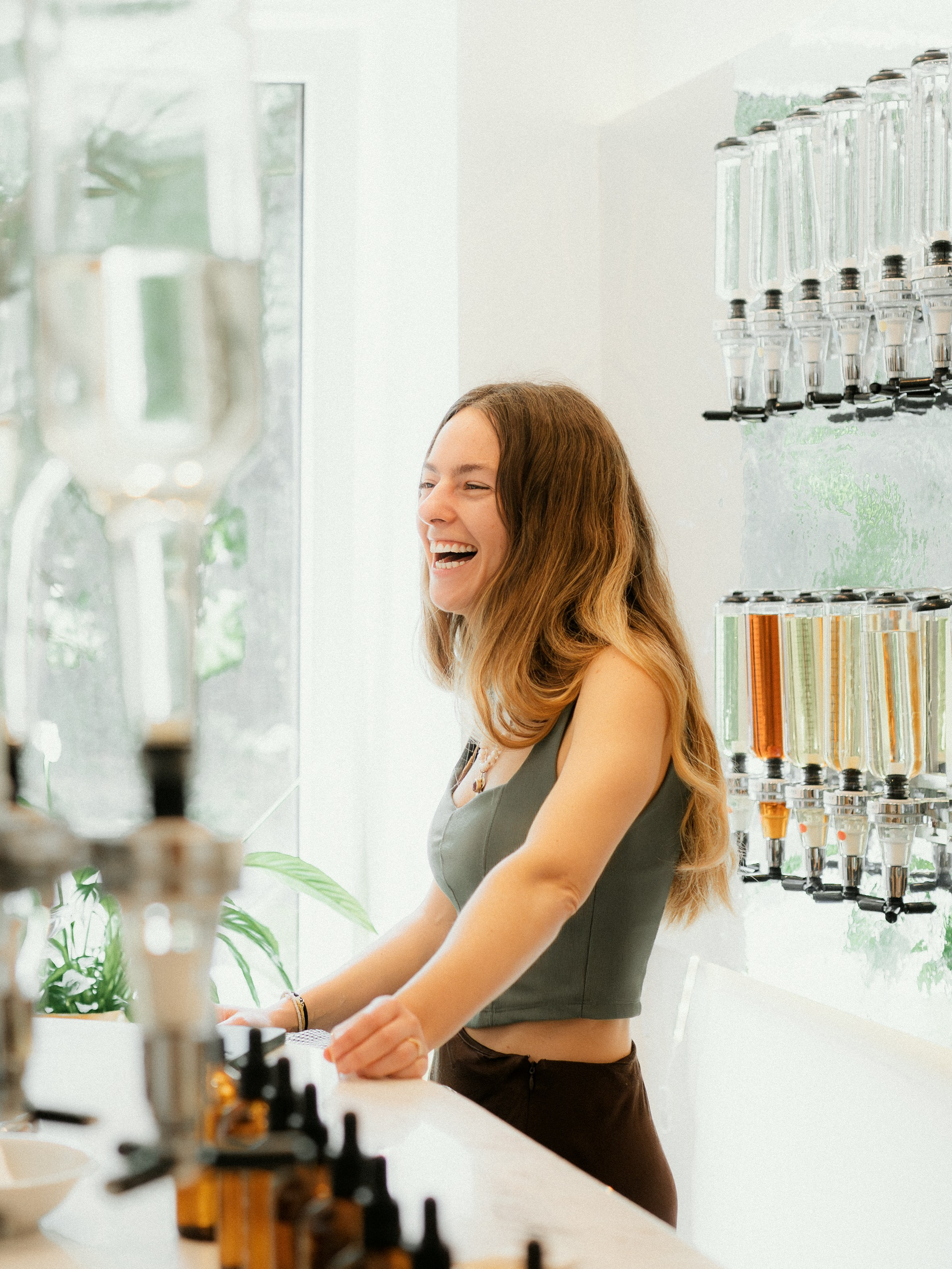 Perfume Bar opening. Portrait Lifestyle Photographer in Munich — Polina Cherkasova