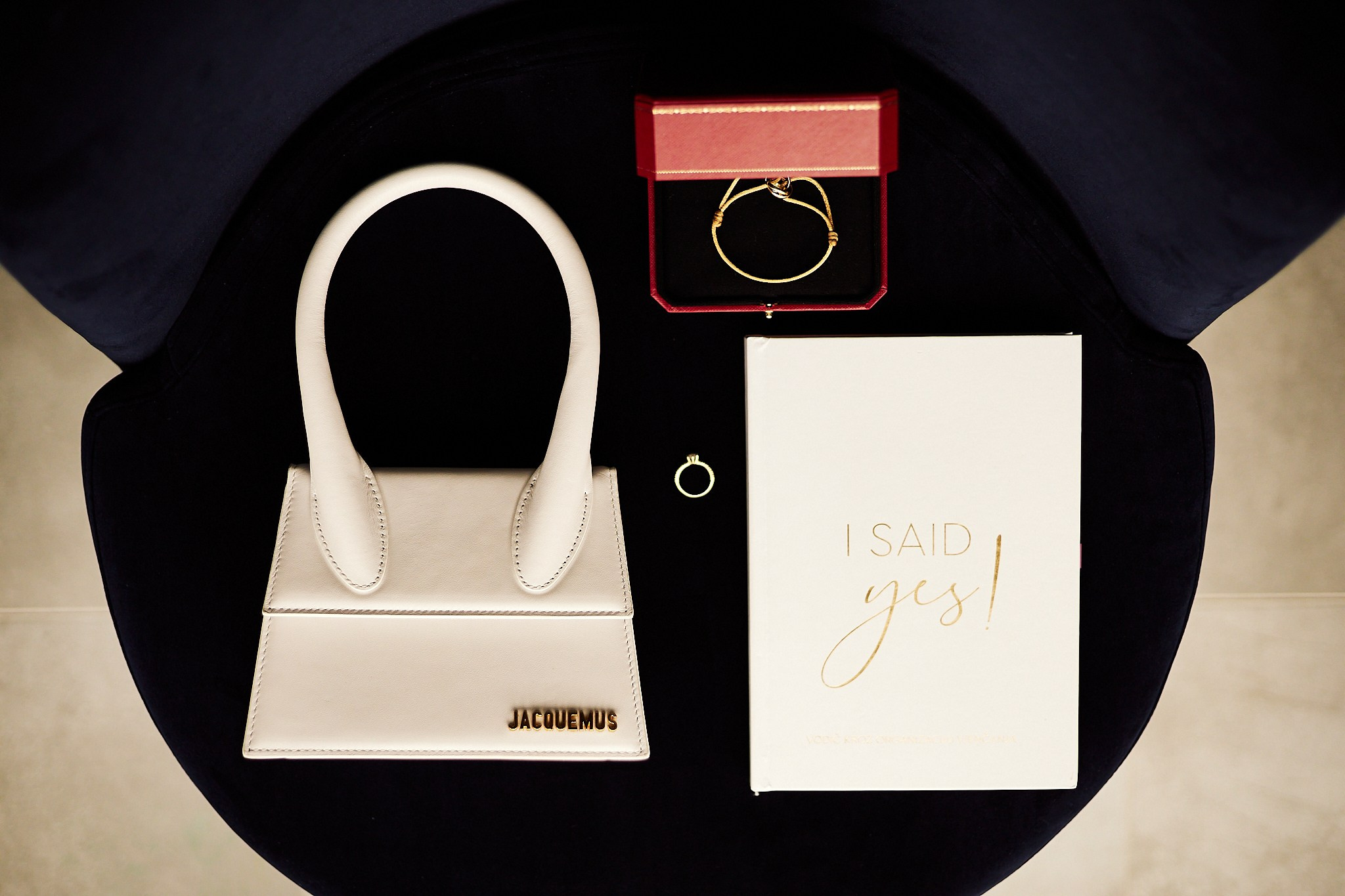 FAQ. Switzerland-Austria-Croatia-Montenegro wedding photographer and videographer Yannia weddings