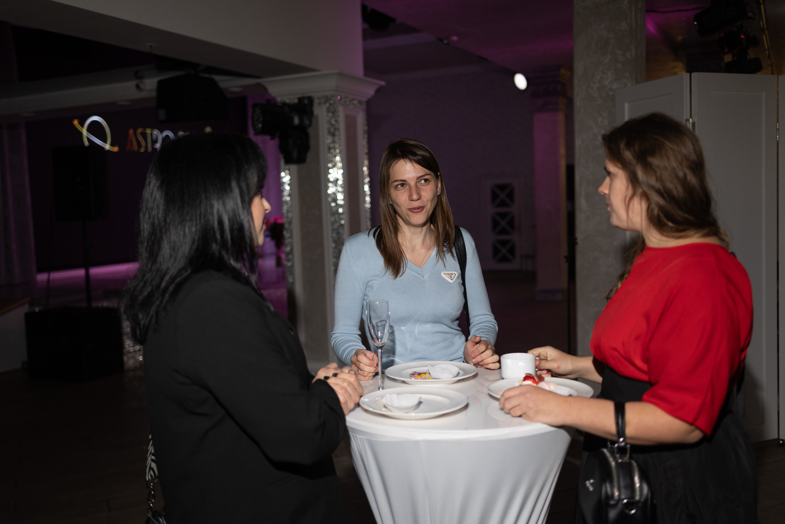 AstroBrut Conference. Wedding and family photographer