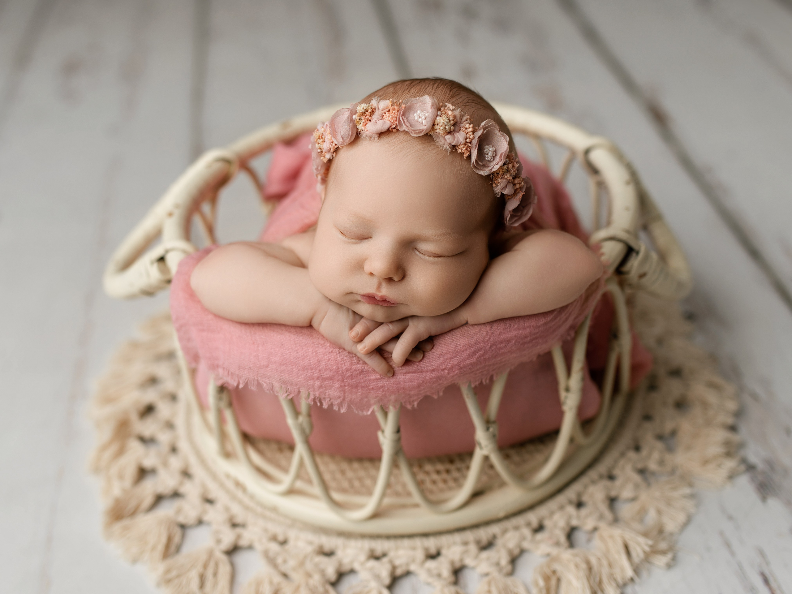 Esu Aleksandra naujagimių ir kudikių fotografė iš Vilniaus