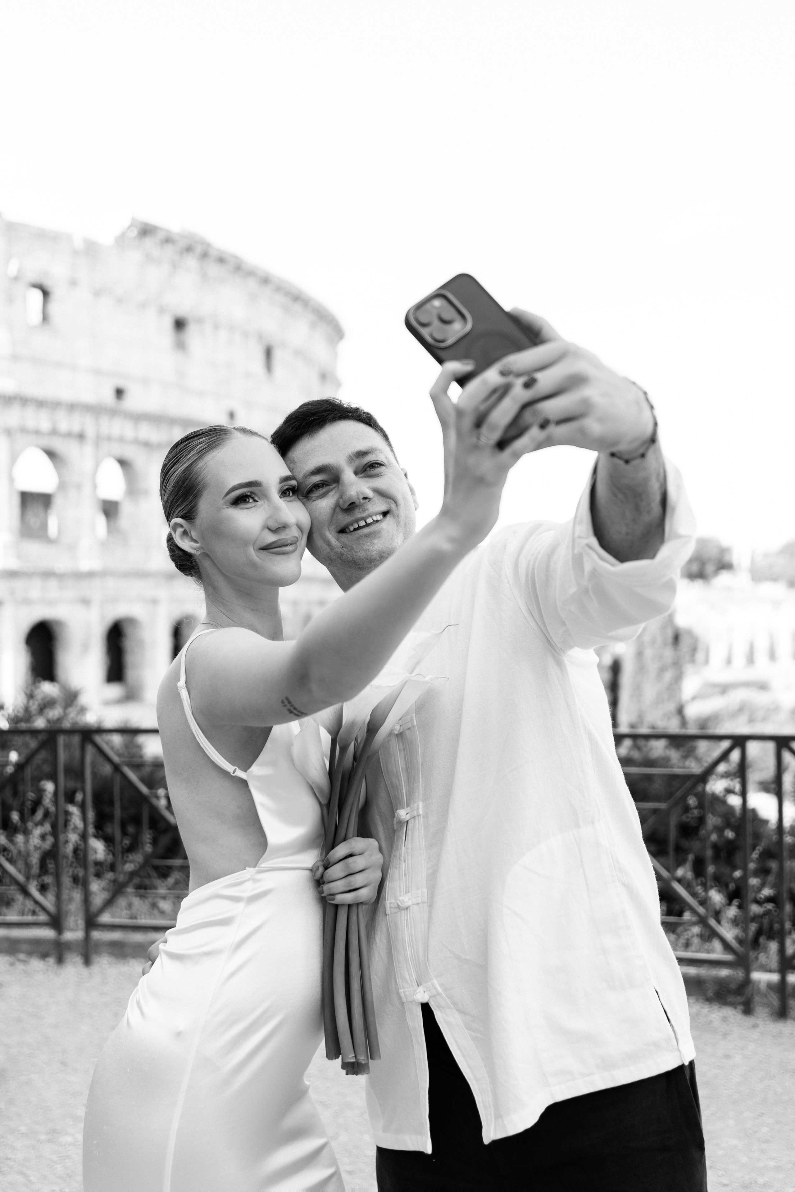 Elopement in Rome. Wedding Photographer Rome Tuscany Como Sicily Puglia Amalfy Italy- Oksana Savenchuk
