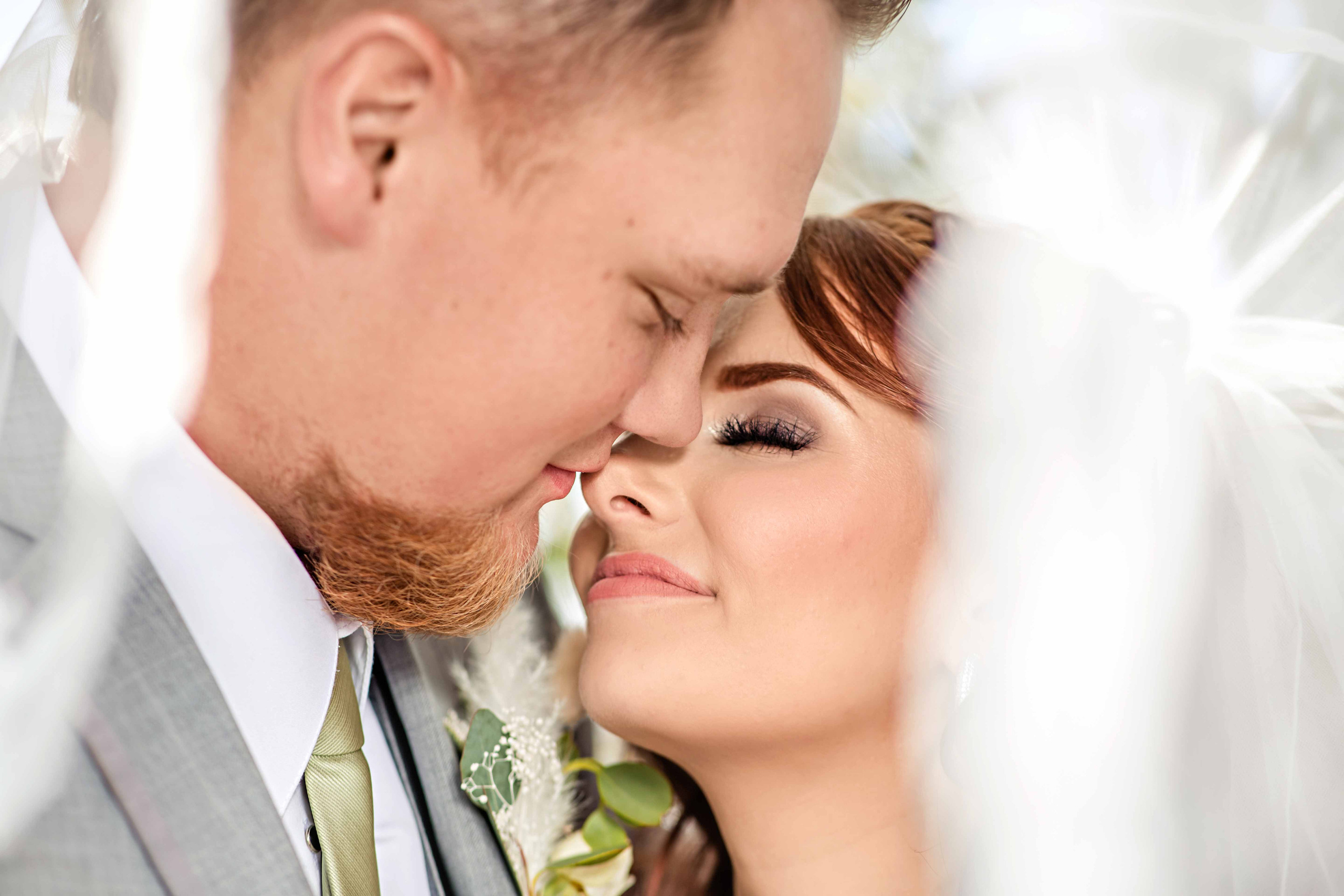 Weddings. Wedding photographer Utah. Weddings, Families, Portraits