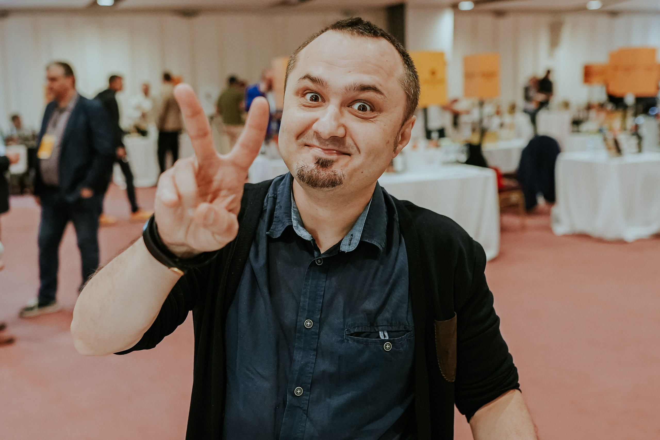 Hai cu Pluta — Wine Event. MARINABUGS