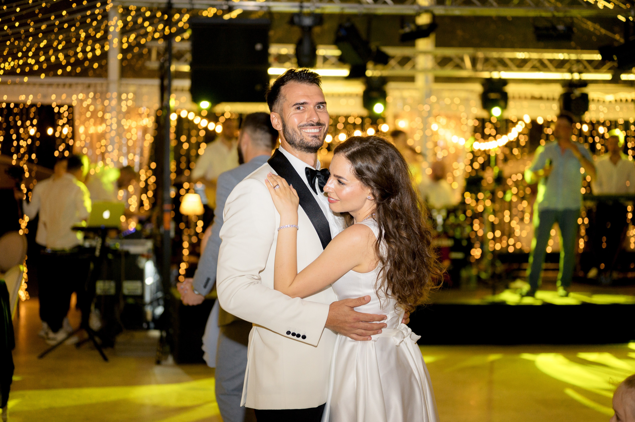 Patricia & Mihai – nuntă la Cesari | Fotograf nuntă București