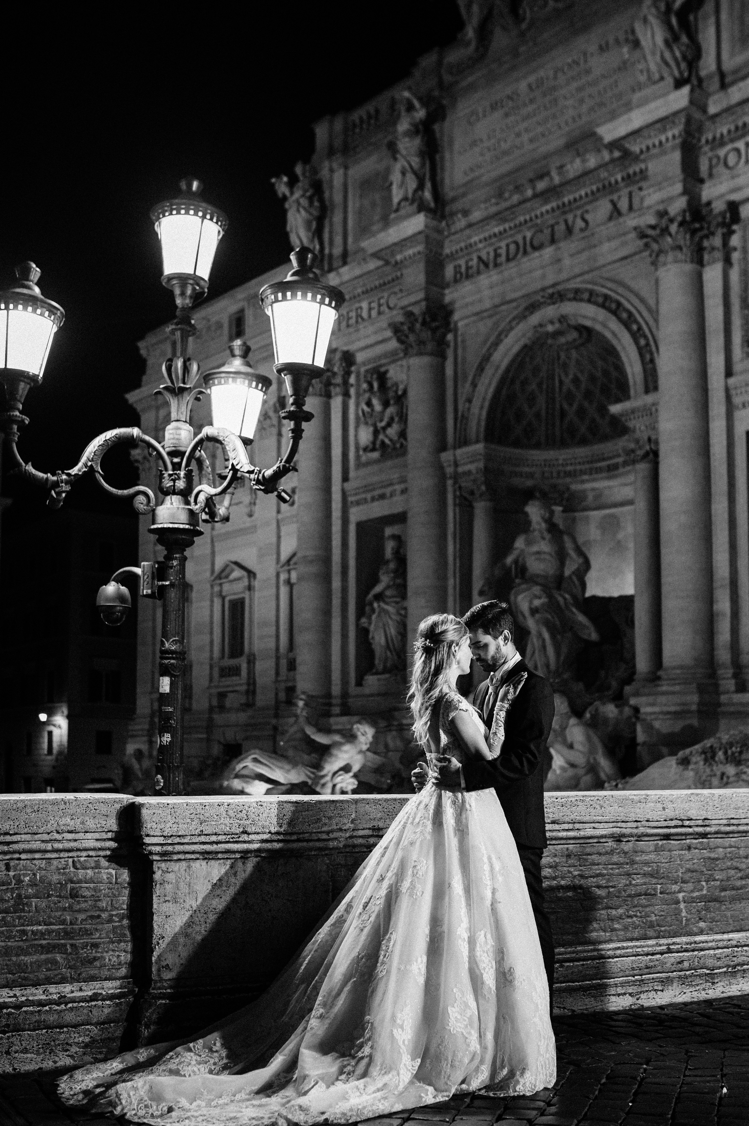 Servizio Post Matrimoniale Notturno a Roma. Fotografo Matrimonio a Roma | Servizio Fotografico Matrimonio