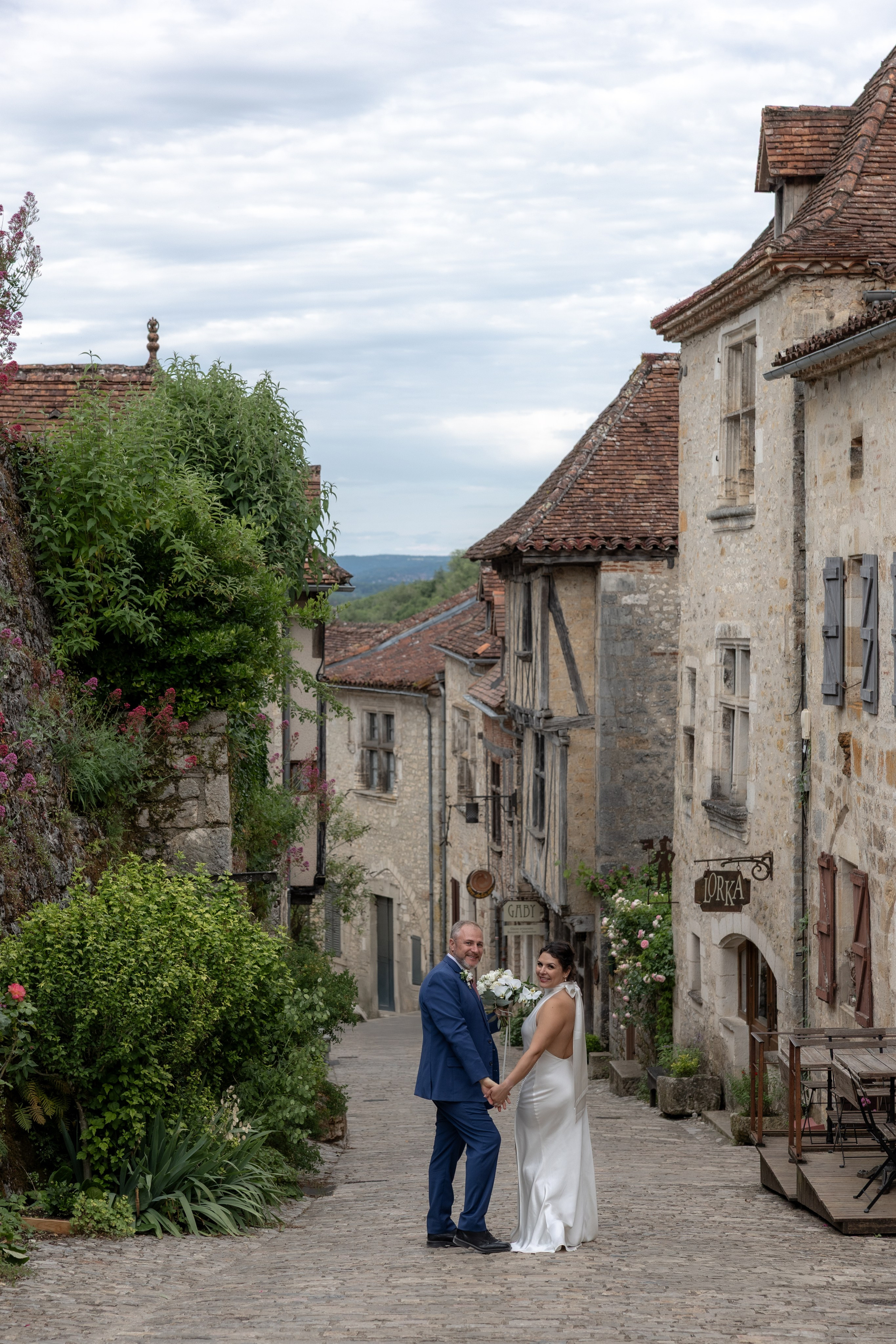 Elopement near Saint-Cirq-Lapopie. Crystal&Robert. Евгения Смирнова — Ваш фотограф в Тулузе и на юго-западе Франции