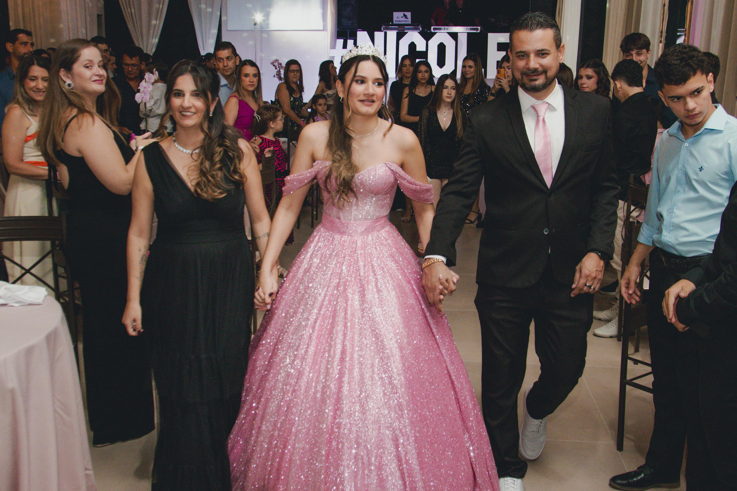 15 ANOS DE NICOLE. Fotógrafos de casamento. empresas, família em Catanduva SP e região, Casal Gonçales