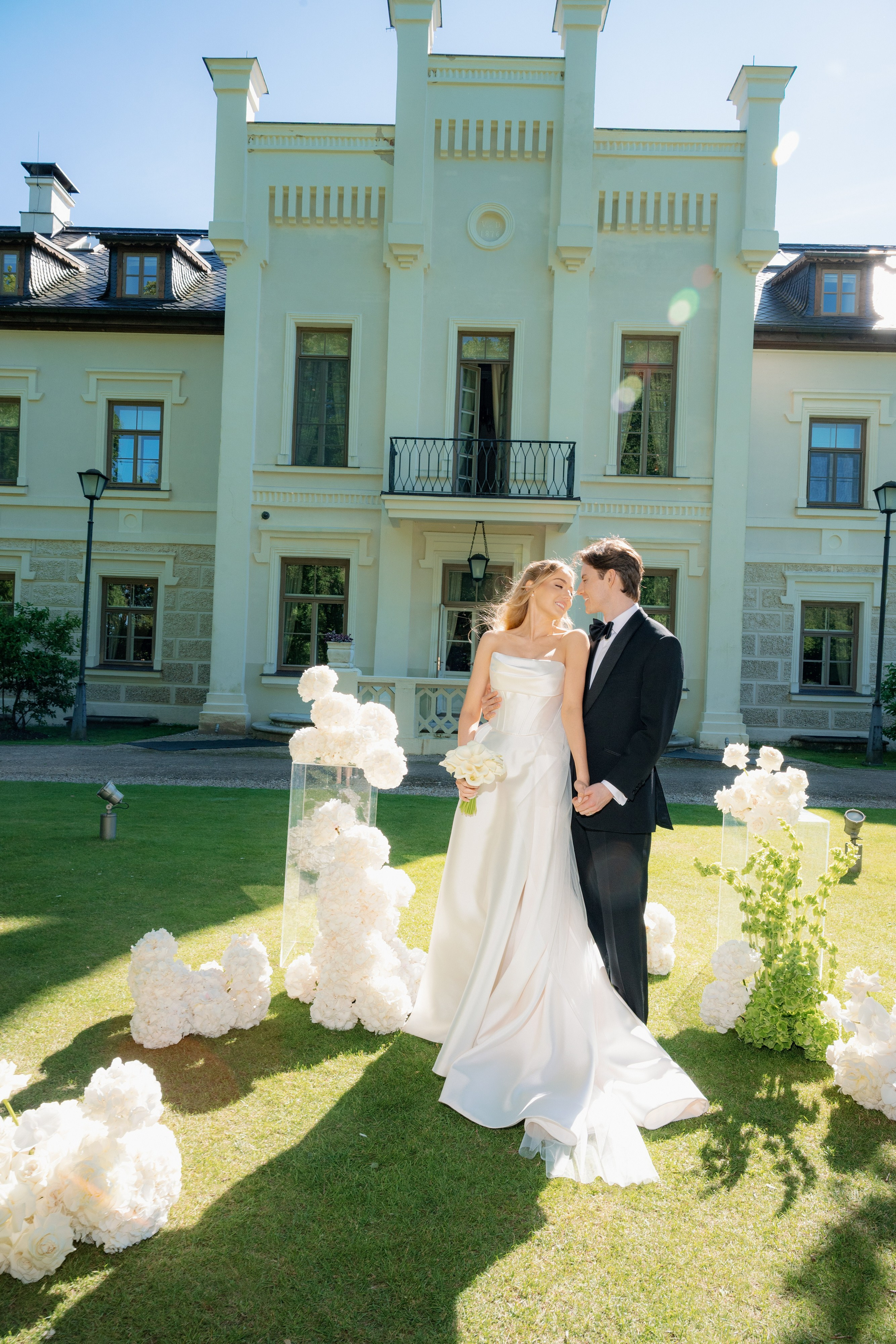 MADELEINA & ALEX. Bakasphoto wedding and lifestyle photography Latvia and Worldwide