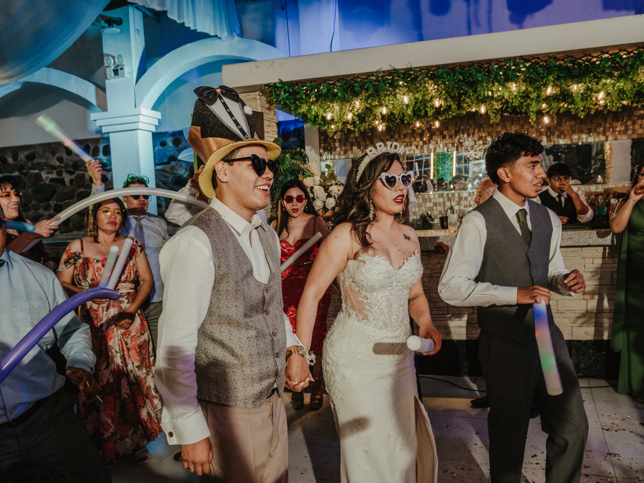 CARLA Y MARIO BODA RELIGIOSA. Studio KVTA | Fotografía y Video de Bodas en Arequipa