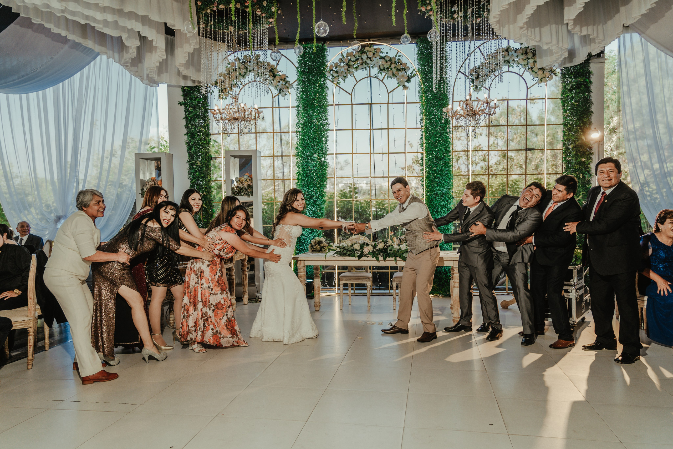 CARLA Y MARIO BODA RELIGIOSA. Studio KVTA | Fotografía y Video de Bodas en Arequipa