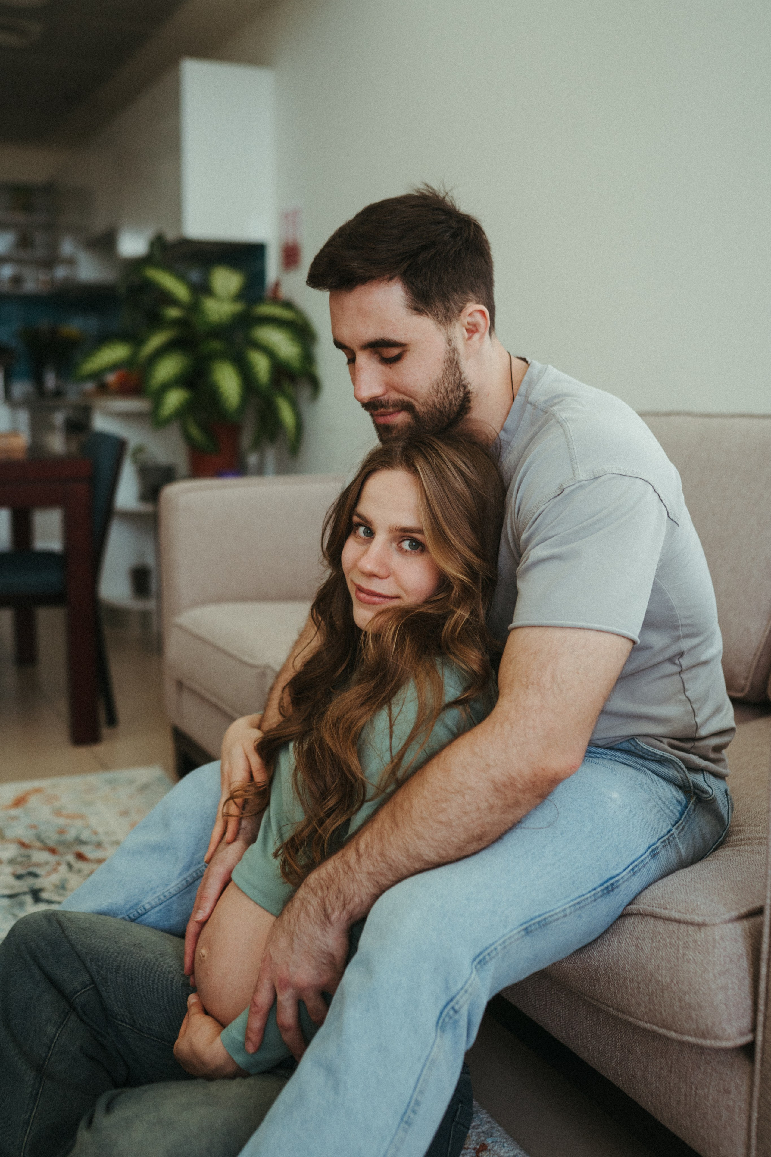 Dasha and Jenya. Maternity. Family photographer in Saudi Arabia