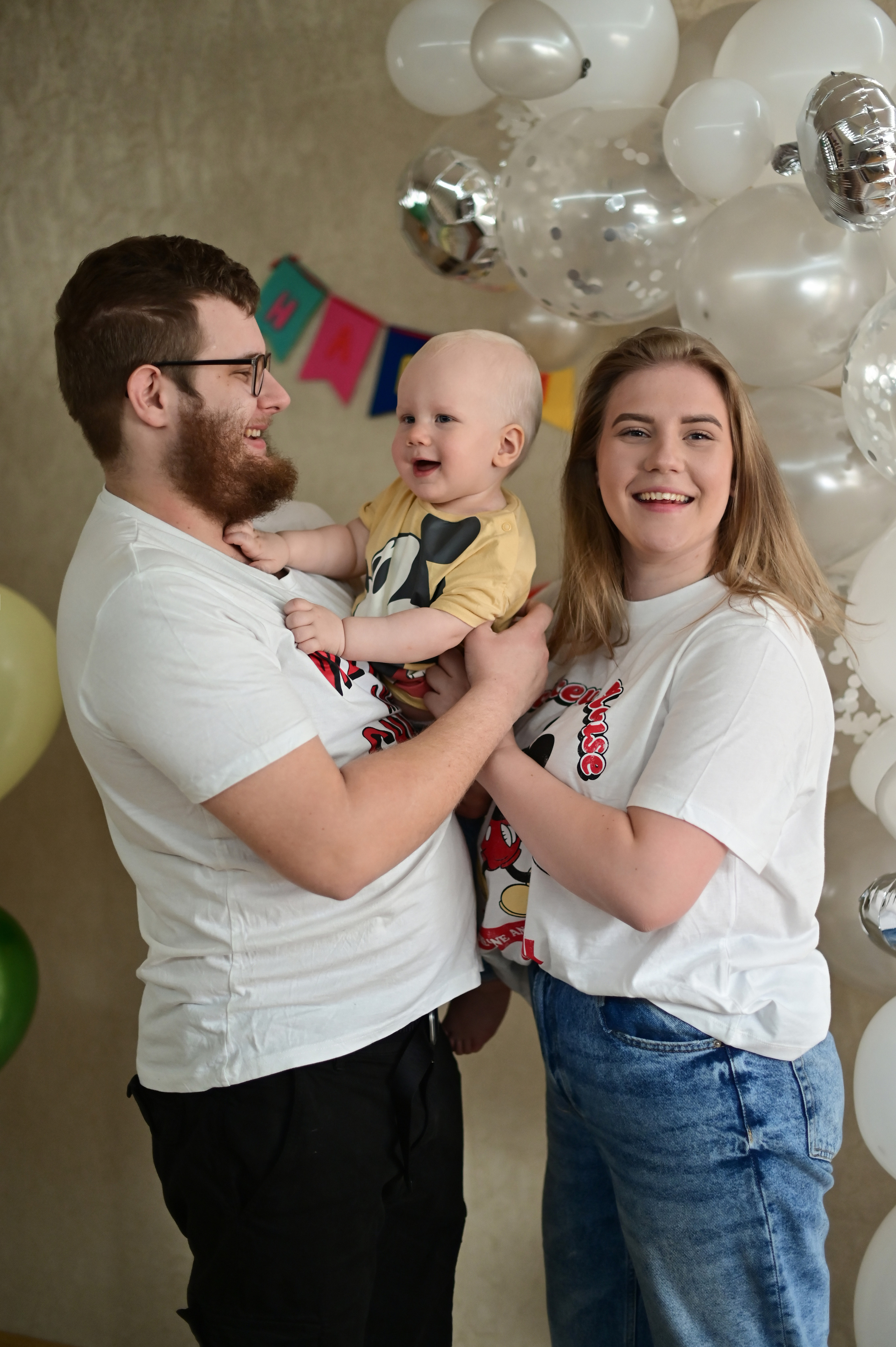 Первый годик дома в семейном кругу. Детский и семейный фотограф в финляндии дина пулкка. контент фотограф