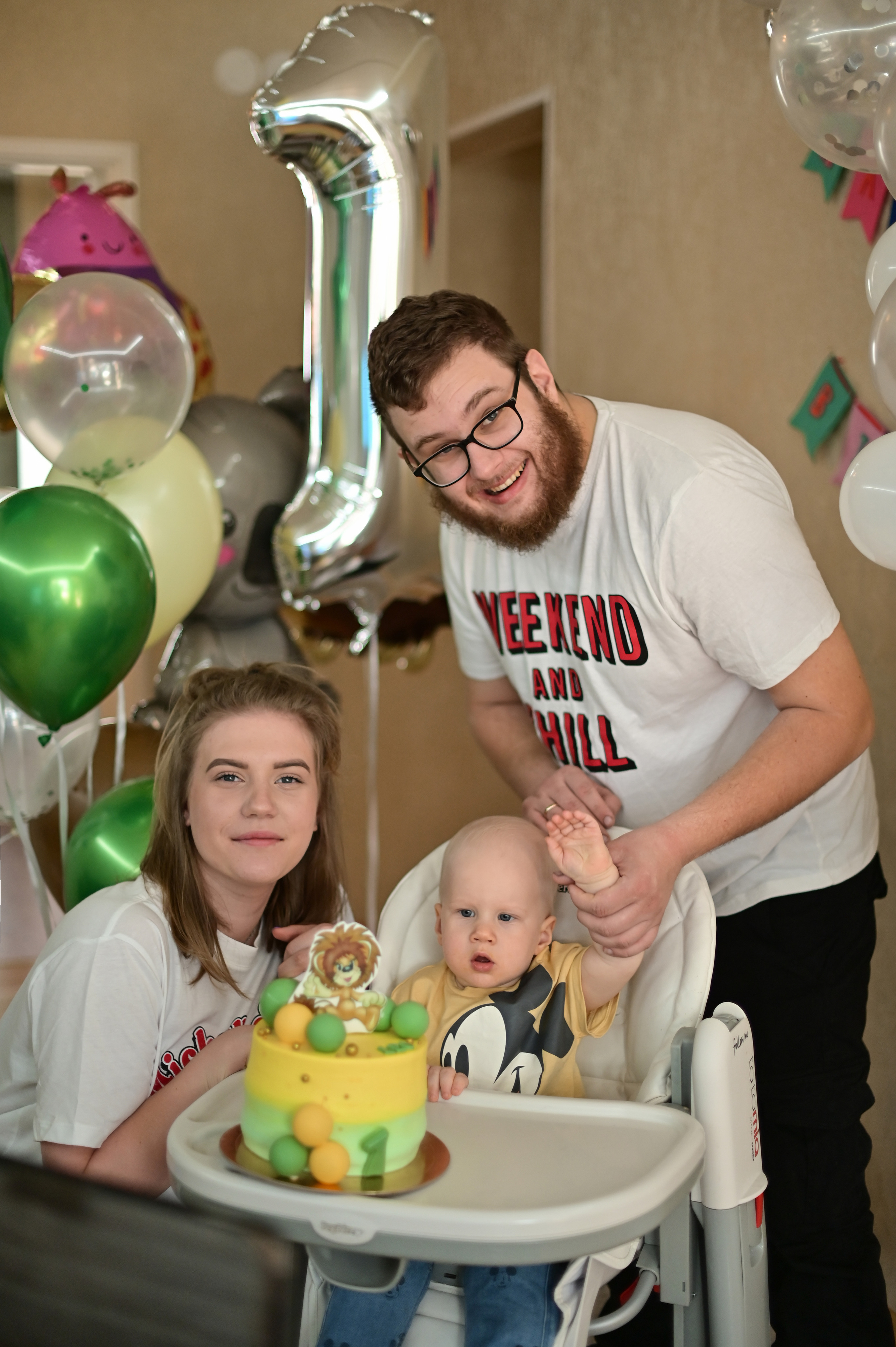 Первый годик дома в семейном кругу. Детский и семейный фотограф в финляндии дина пулкка. контент фотограф