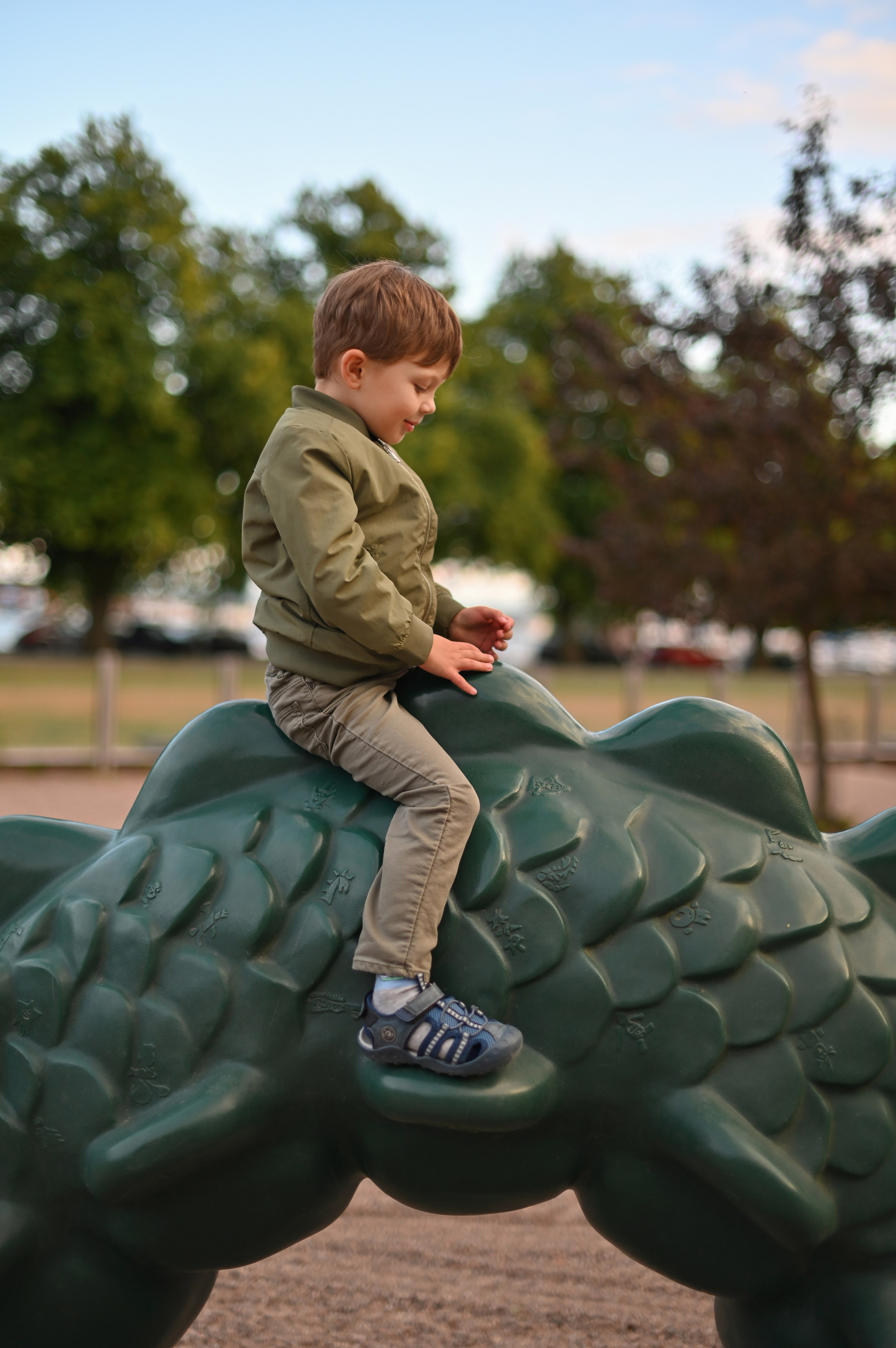 На детской площадке. Детский и семейный фотограф в финляндии дина пулкка. контент фотограф