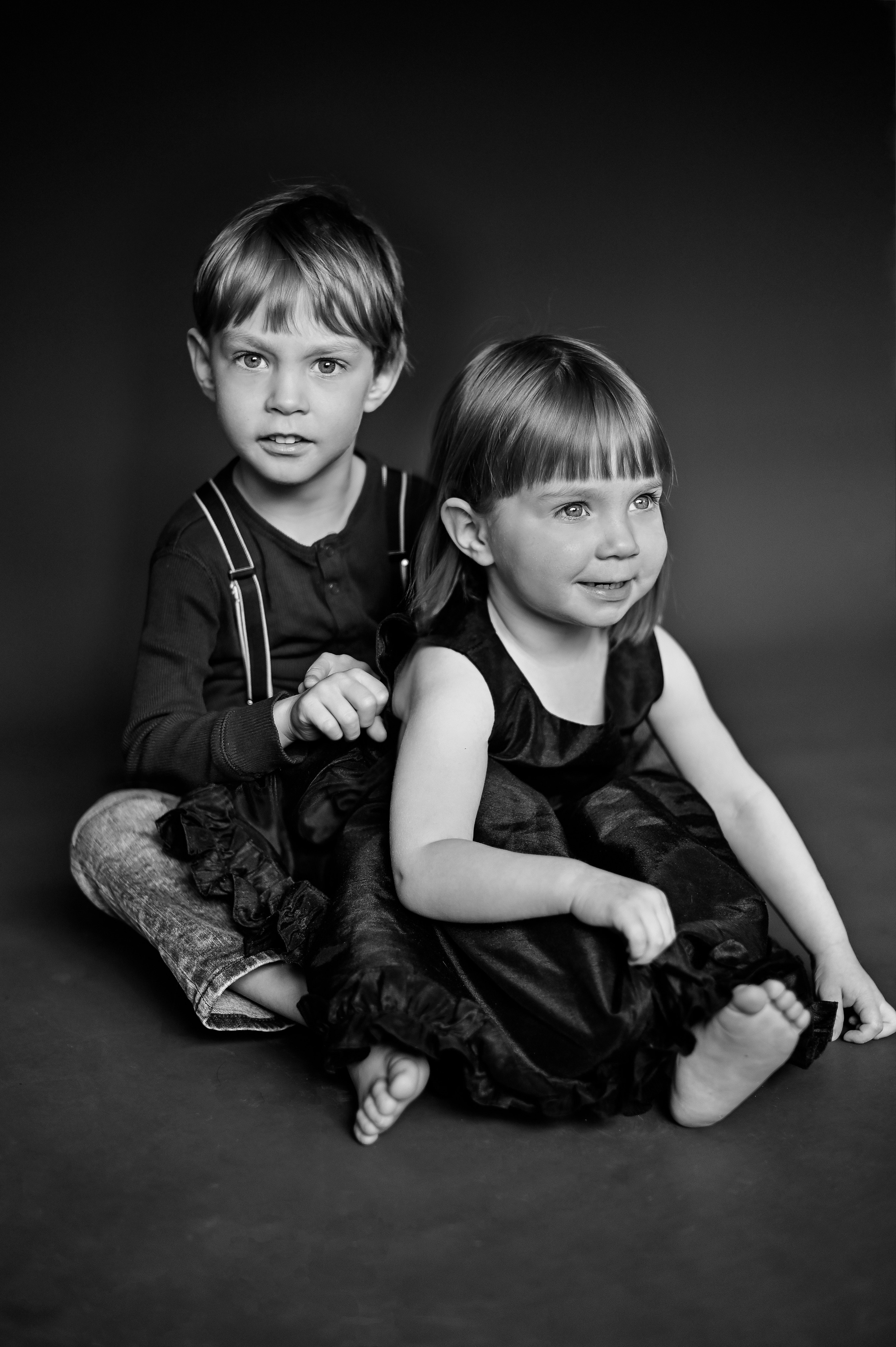 Семейная съёмка. Домашняя фотостудия у фотографа дома. Детский и семейный фотограф в финляндии дина пулкка. контент фотограф