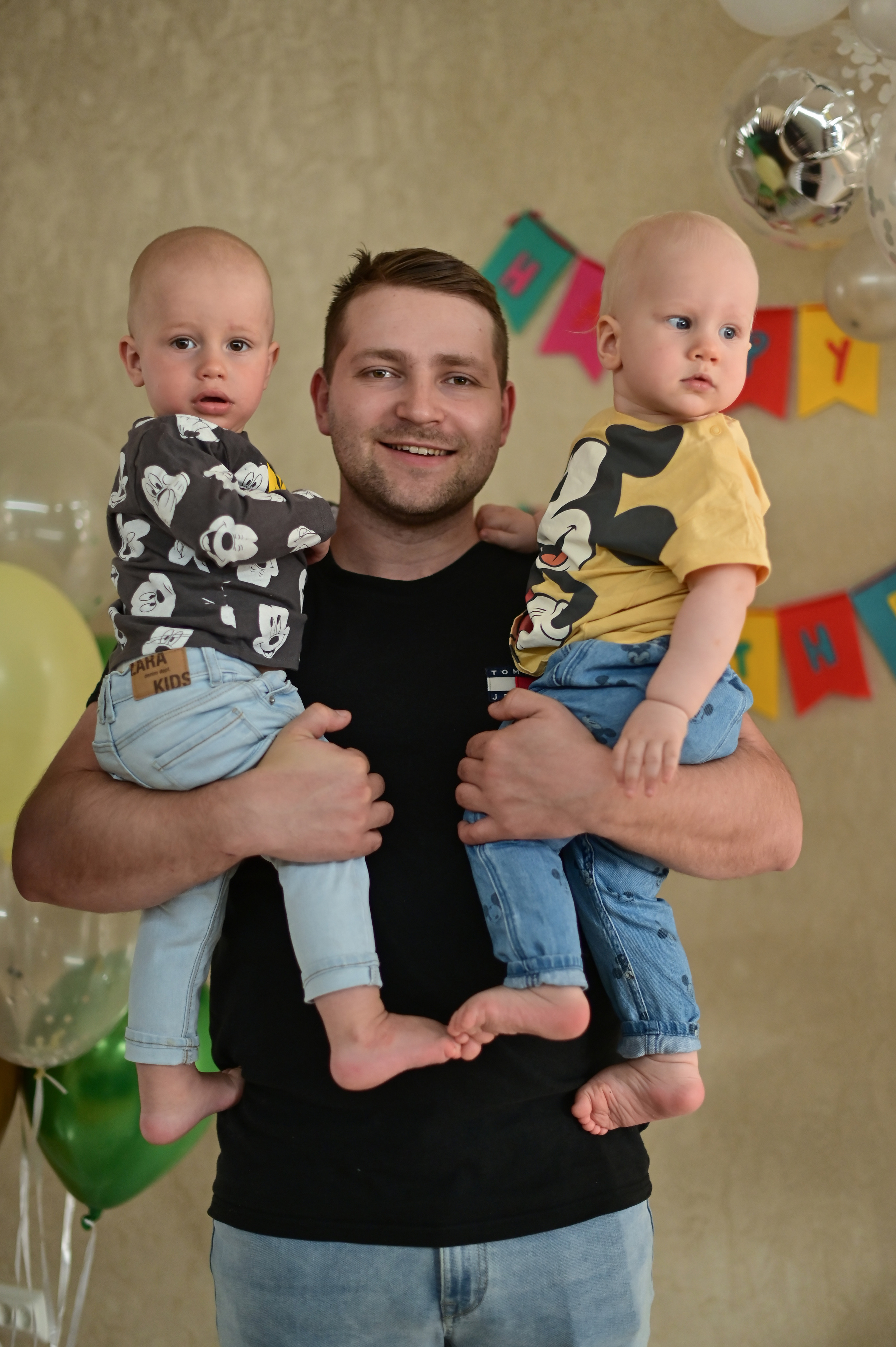 Первый годик дома в семейном кругу. Детский и семейный фотограф в финляндии дина пулкка. контент фотограф