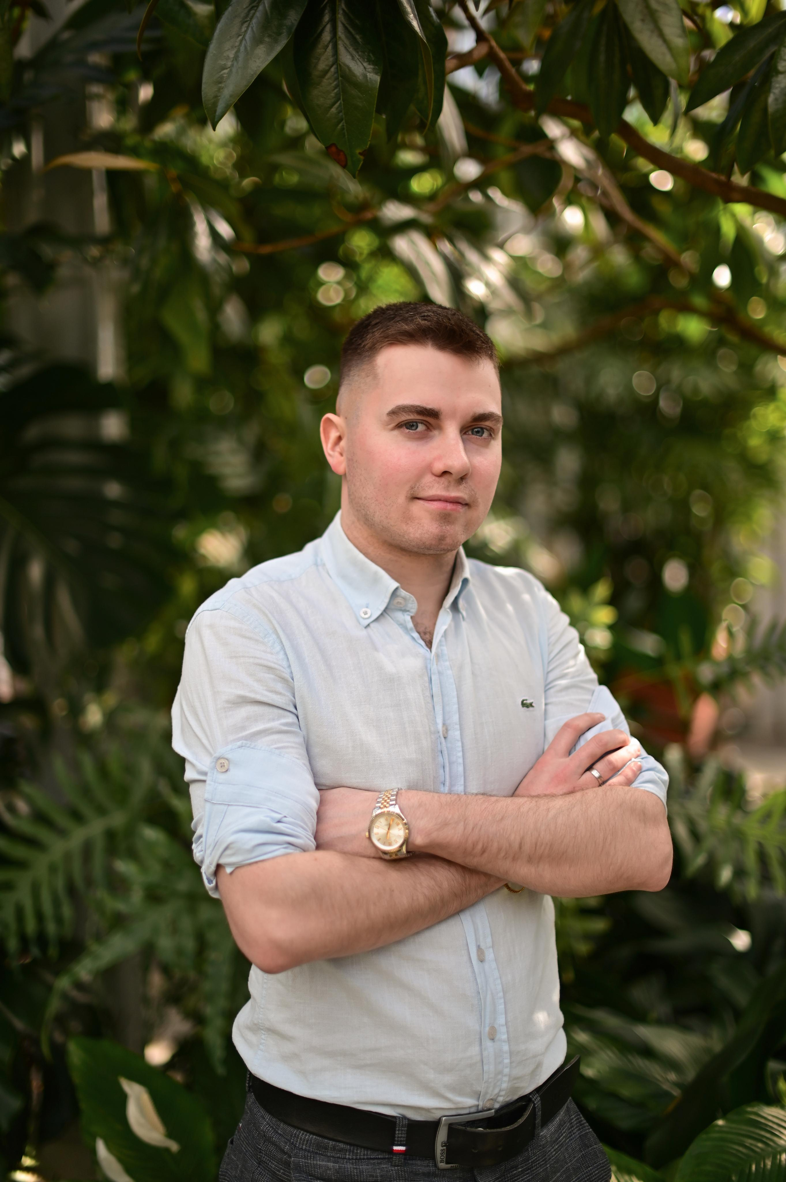 В зимнем саду. Детский и семейный фотограф в финляндии дина пулкка. контент фотограф