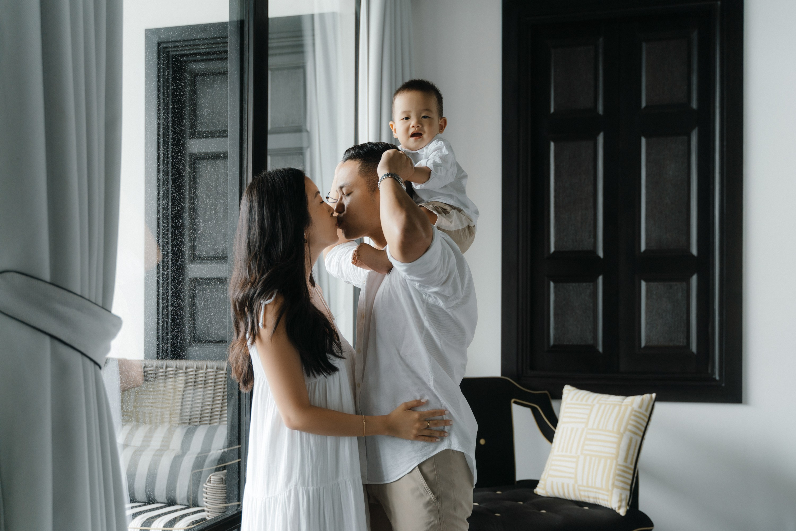 Family shooting in Danang. Aesthetic & Lifestyle photographer in Da Nang, Vietnam