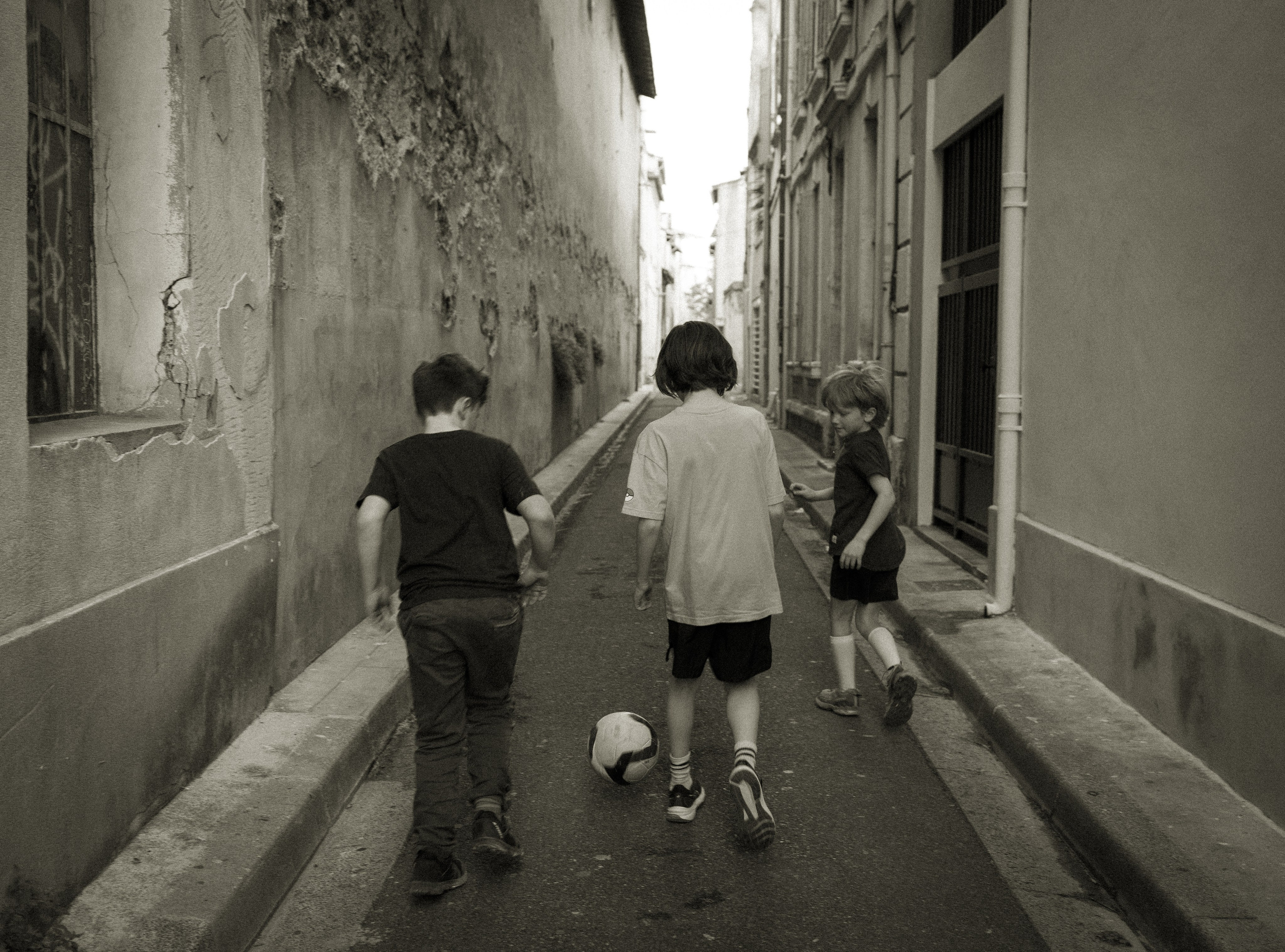 Histoires d’amour, séances photos de famille et de mariage en France