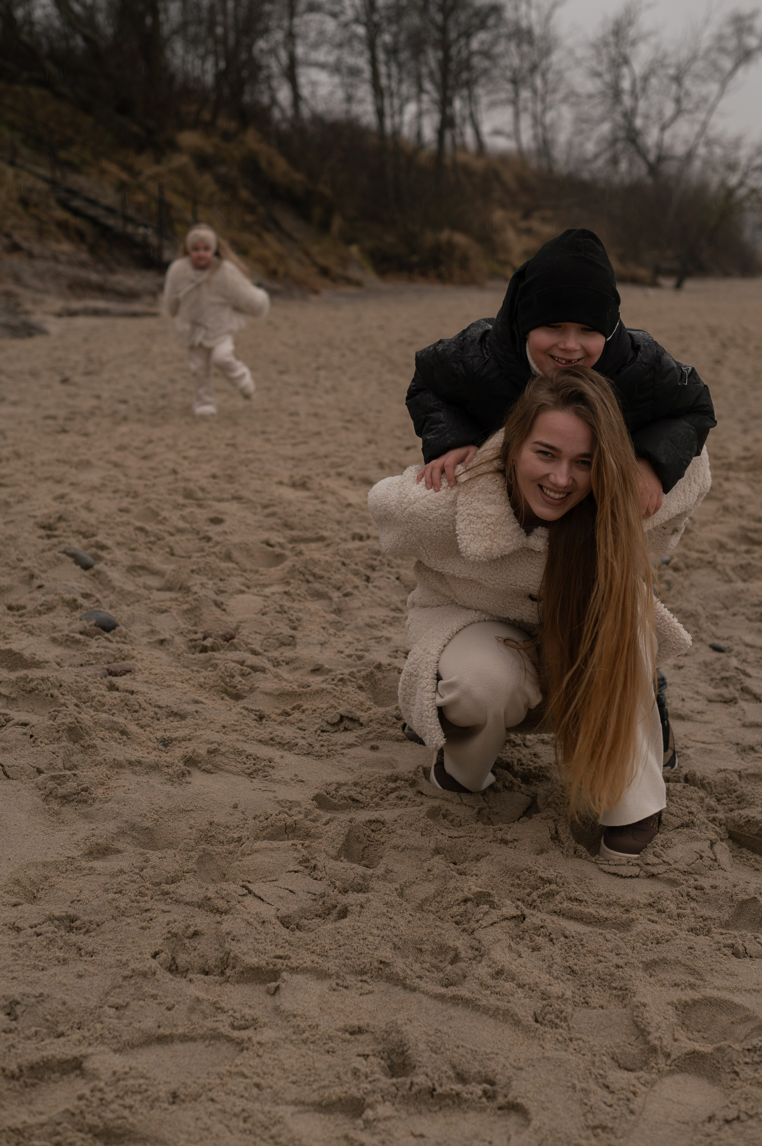 Семейная фотосессия мама и дети Калининград Зеленоградск. Фотограф в Калининграде Анна Пошкус