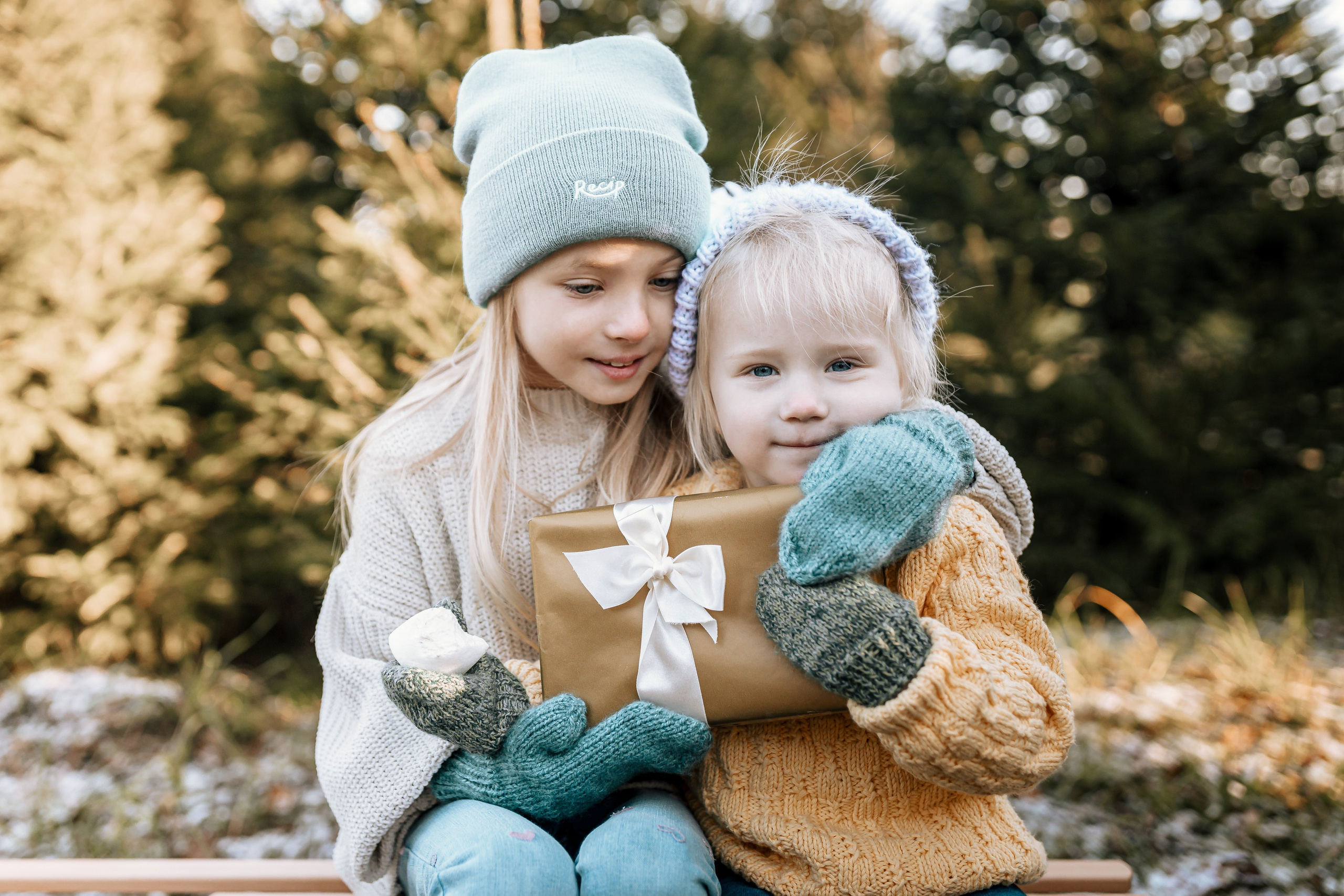 Ziemassvētki eglīšu audzētavā. Home