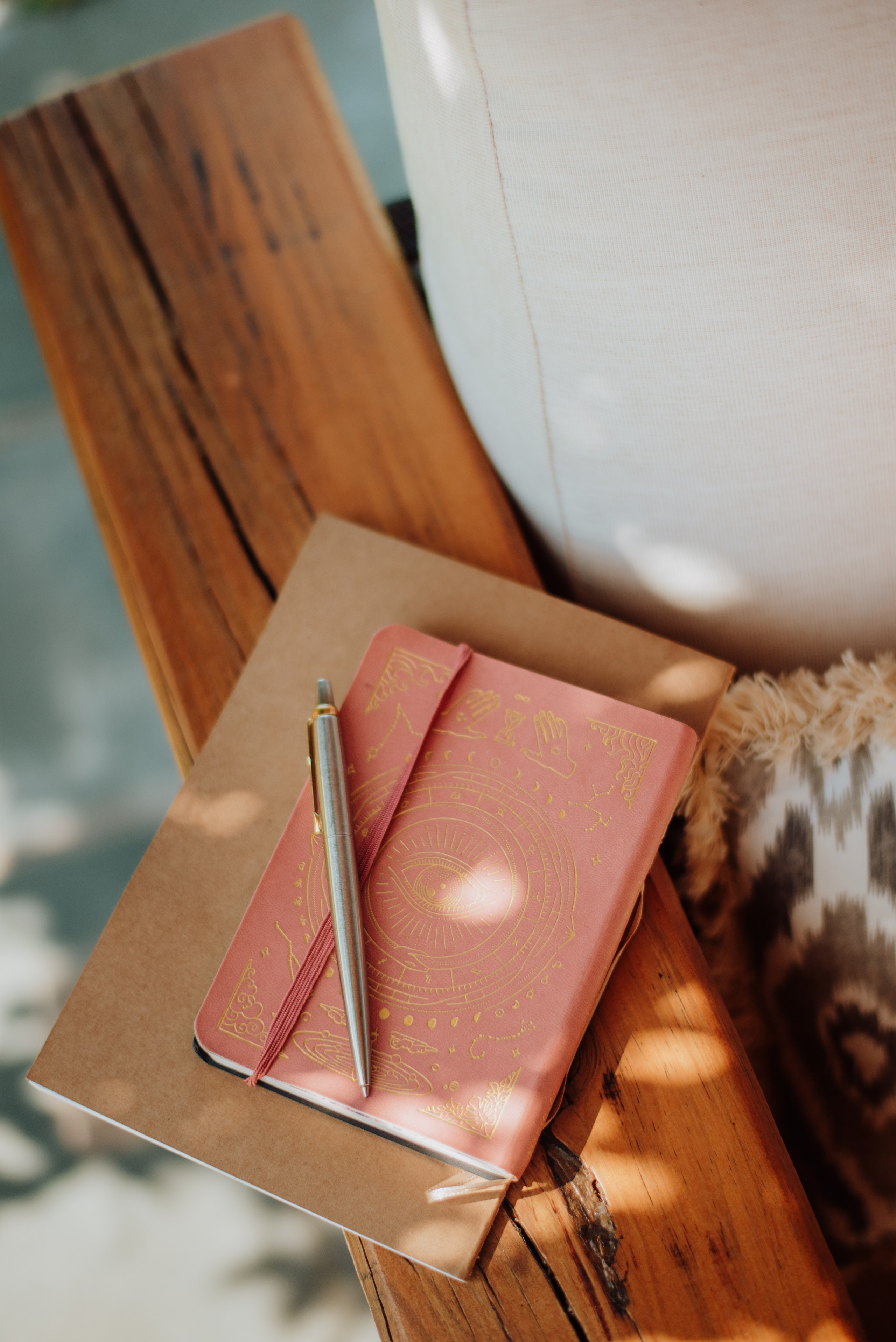 YOGA RETREAT PORTUGAL. Lifestyle, wedding and family photographer