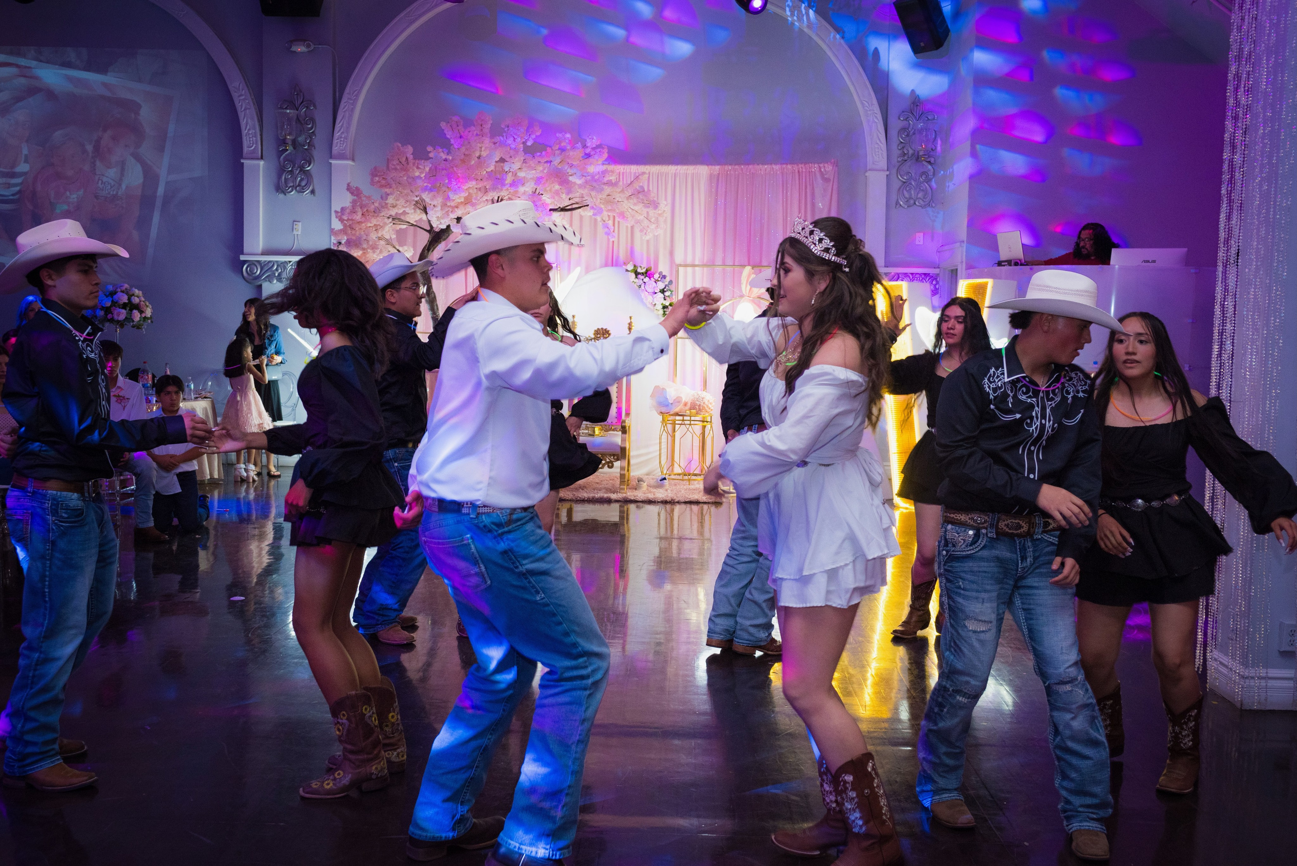 Colección: Nataly Mis Quince años
