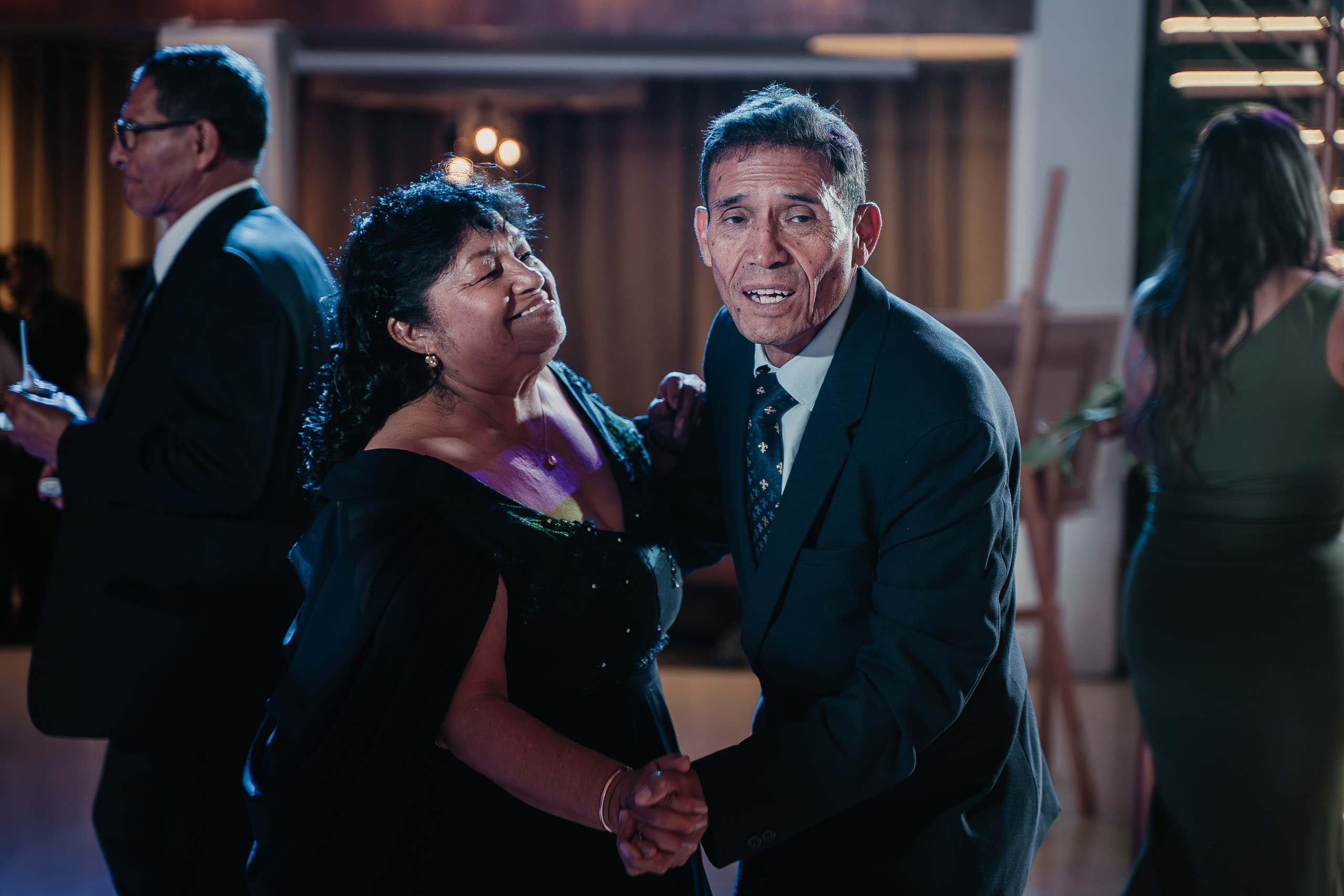 ALEJANDRA + RODRIGO BODA RELIGIOSA. Studio KVTA | Fotografía y Video de Bodas en Arequipa