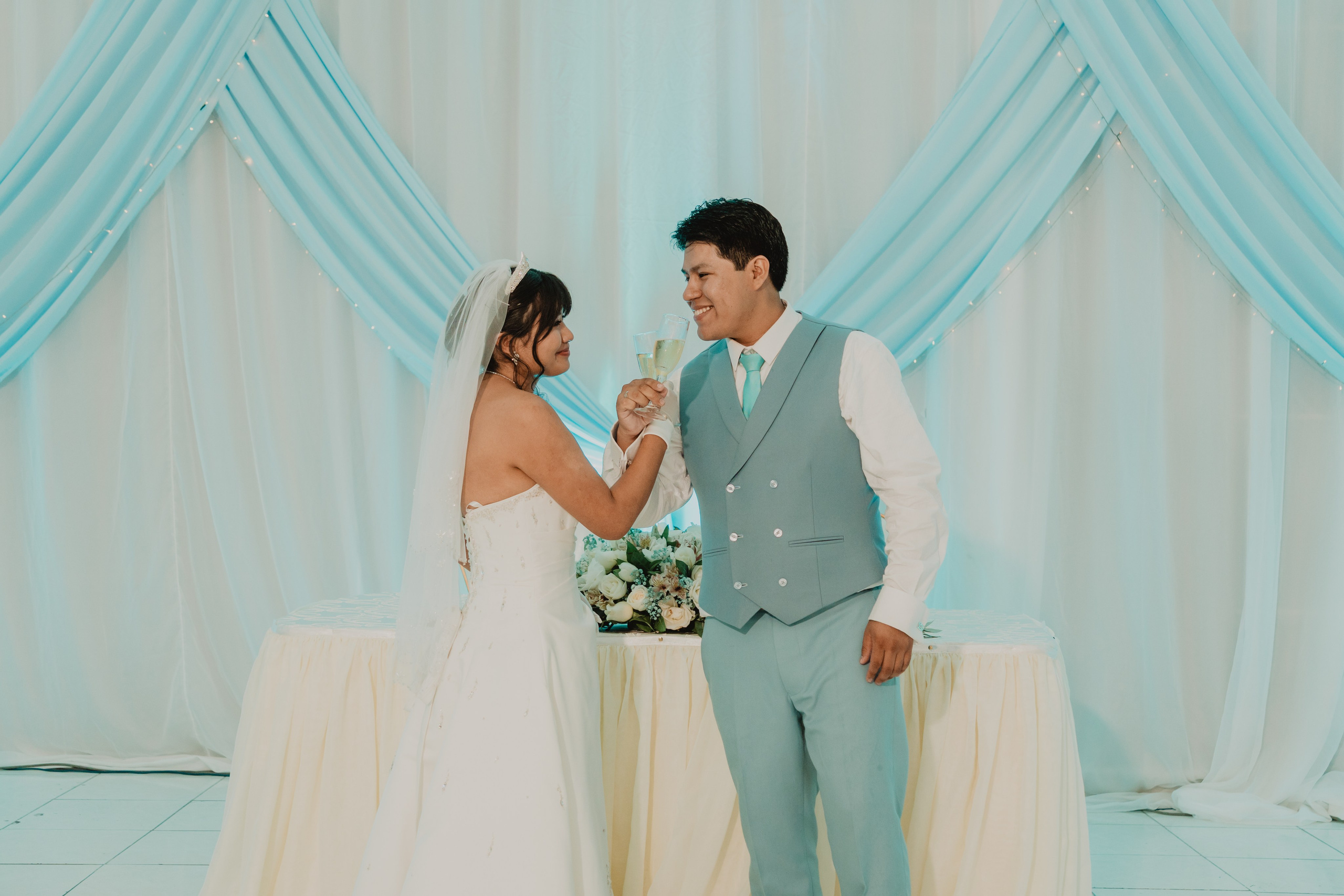 STEISY + EMMANUEL | BODA RELIGIOSA. Studio KVTA | Fotografía y Video de Bodas en Arequipa