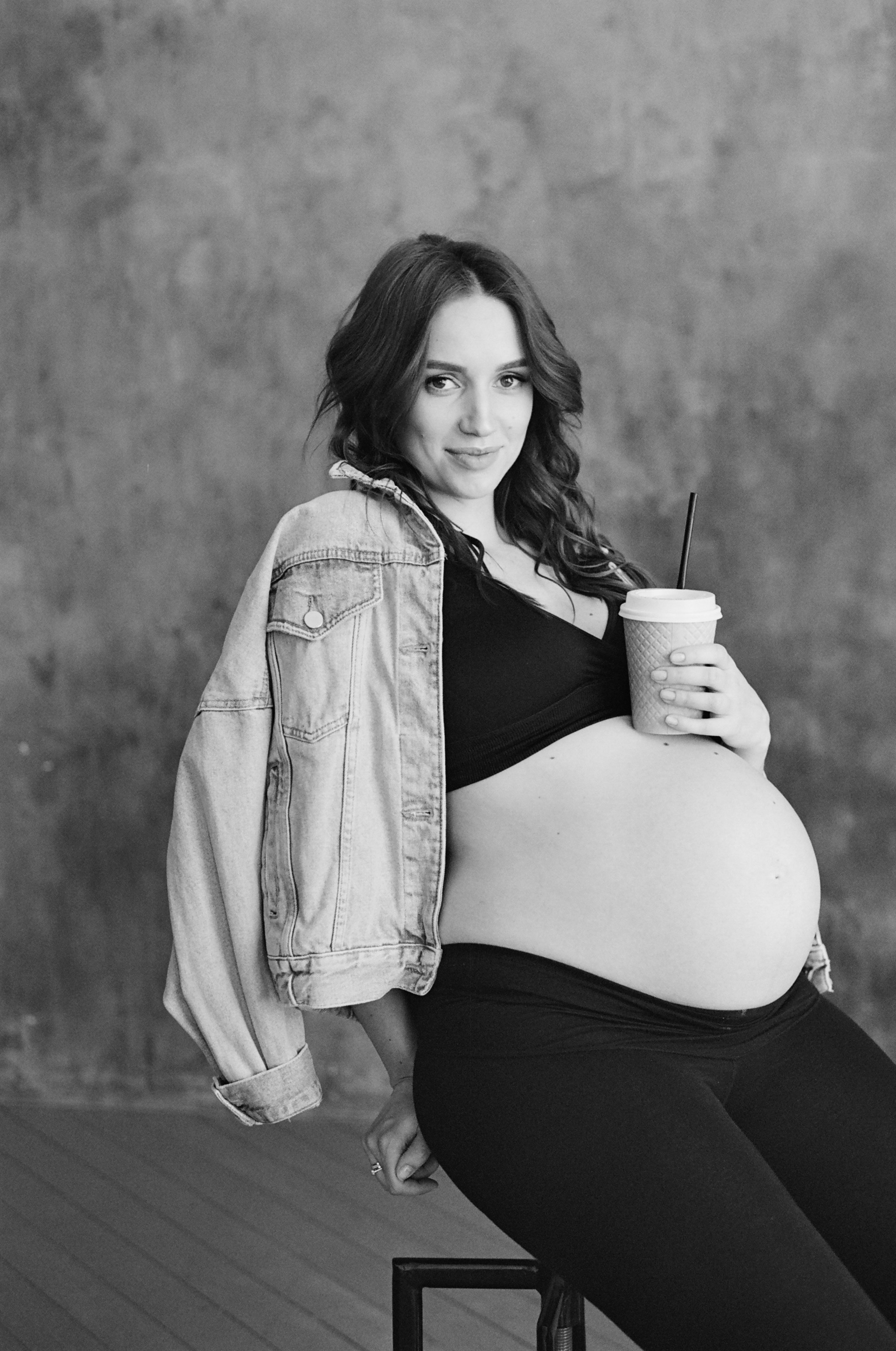 Pregnancy. Anton Mislawsky photographer and filmmaker