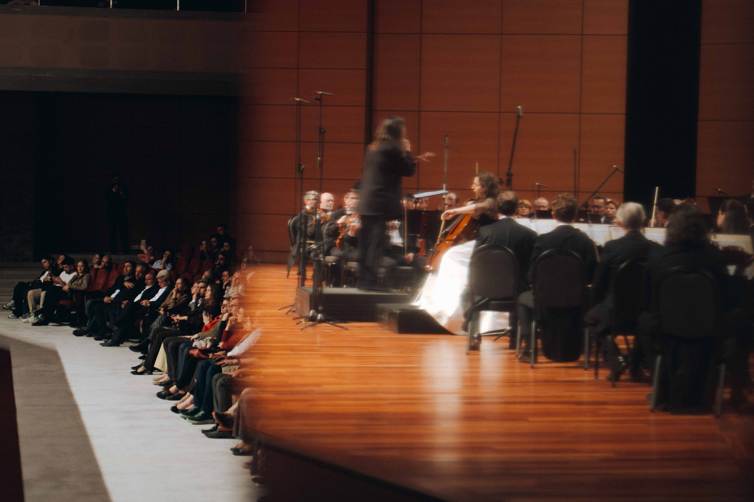 The Tchaikovsky Academic Grand Symphony Orchestra in Istanbul. Wedding&Event photographer Ismail Rzayev in Baku