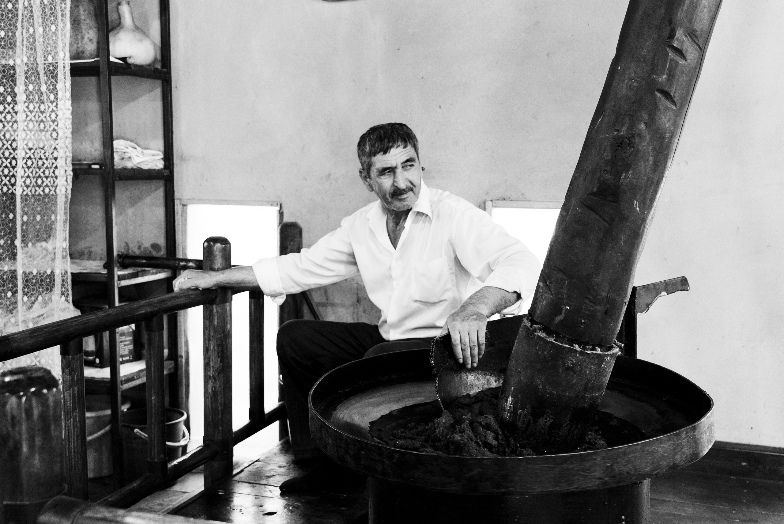 Solo Pharm. Melikov Amir, Uzbekistan based photographer