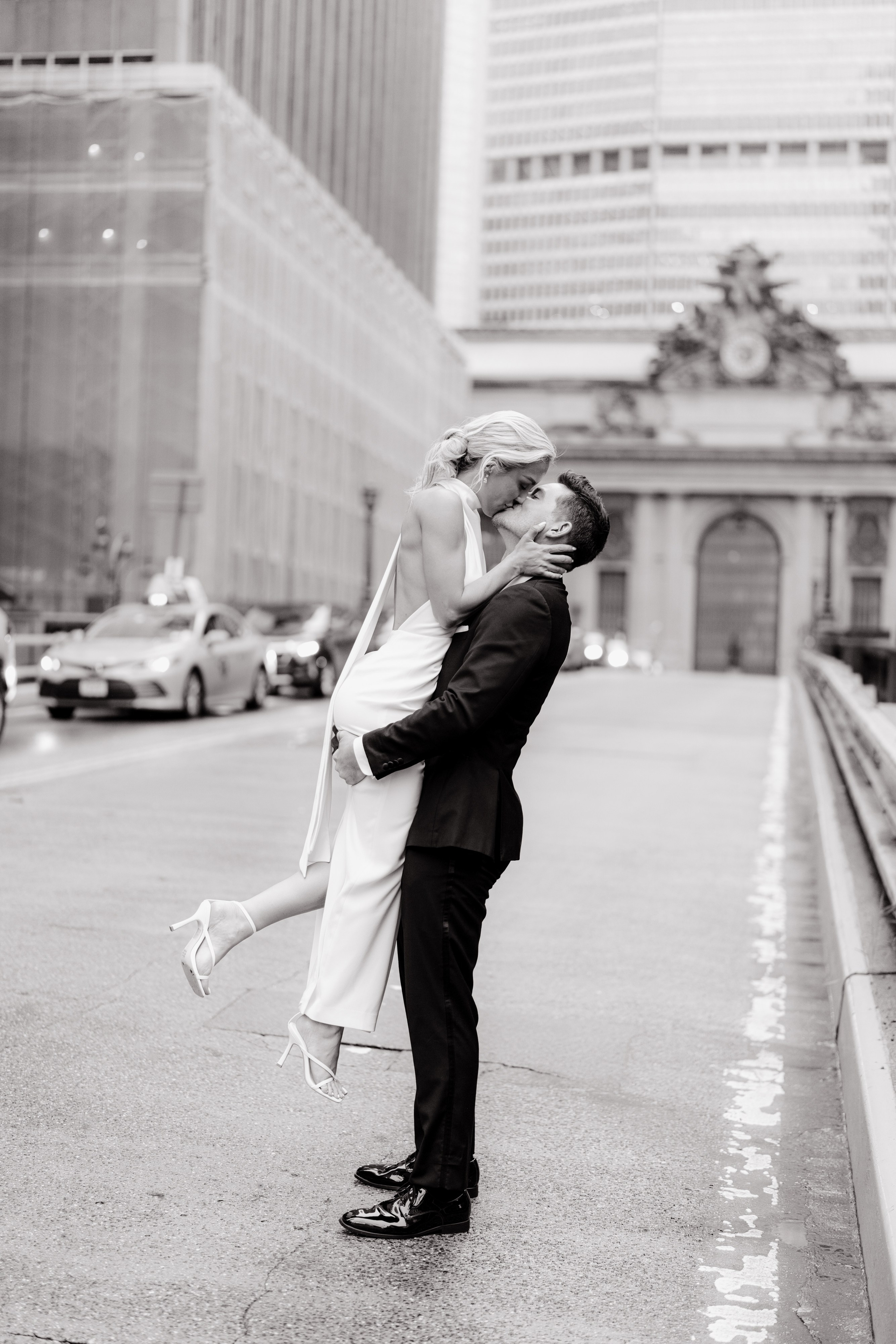 Brianna and Josh’s Manhattan Loft 620 Wedding. Wedding photographer and videographer New York | New Jersey