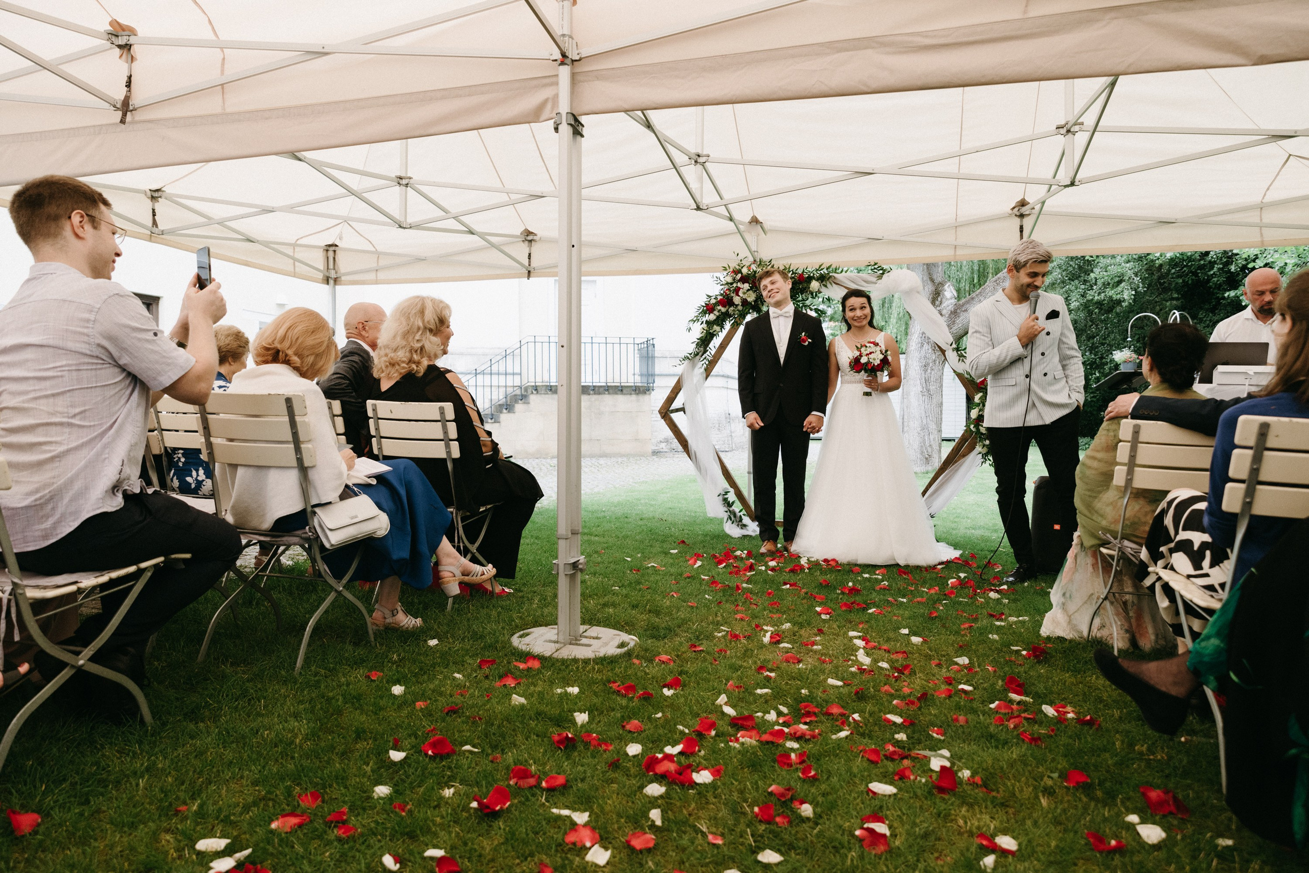 Orthodoxe Hochzeit Berlin | Wilmersdorf & Schloss Köpenick. Hochzeitsfotograf Bodensee & Allgäu | Liliana Berkut