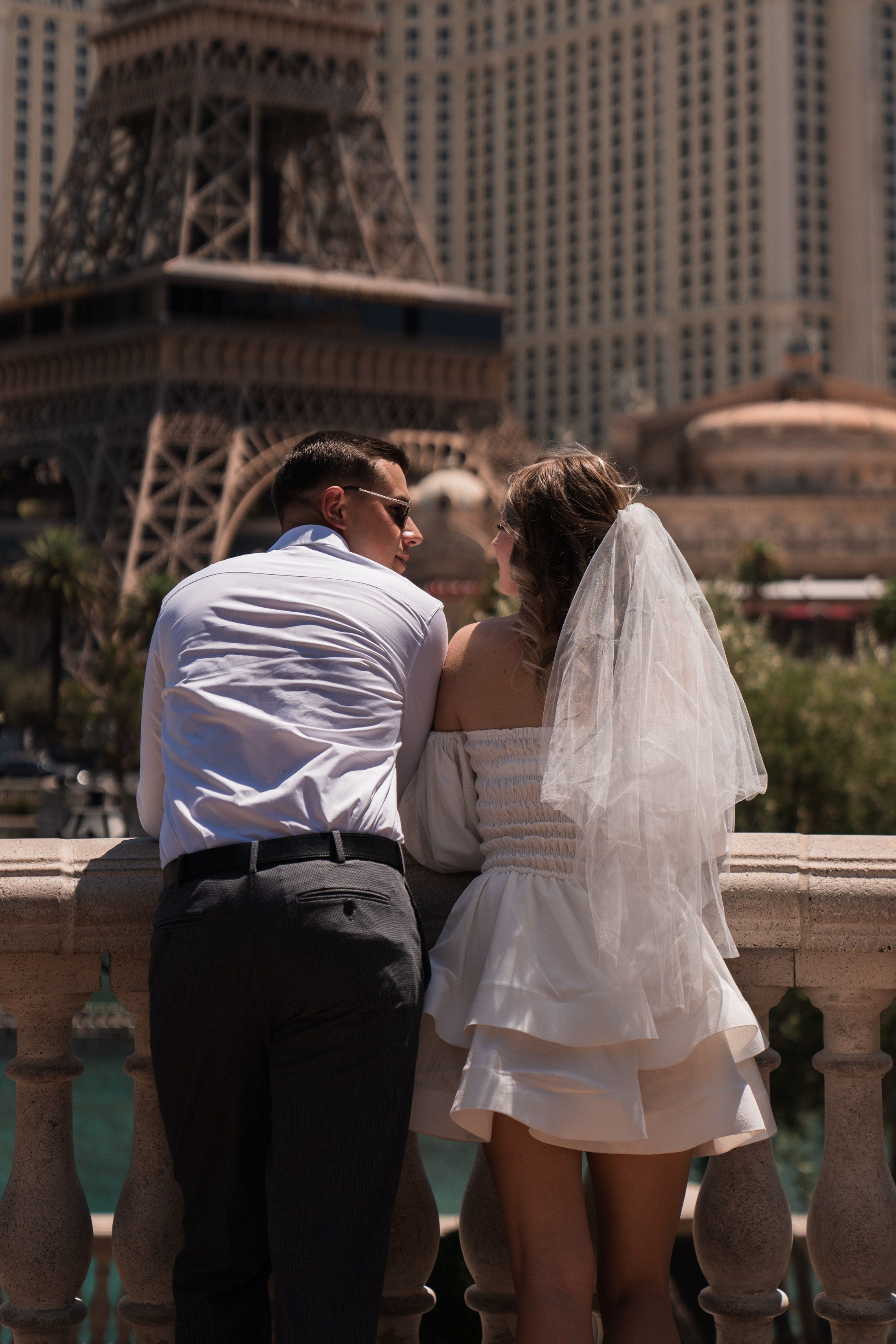 Iryna&Roman. Wedding & elopement photographer Viktoriya Kravtsov. Las Vegas