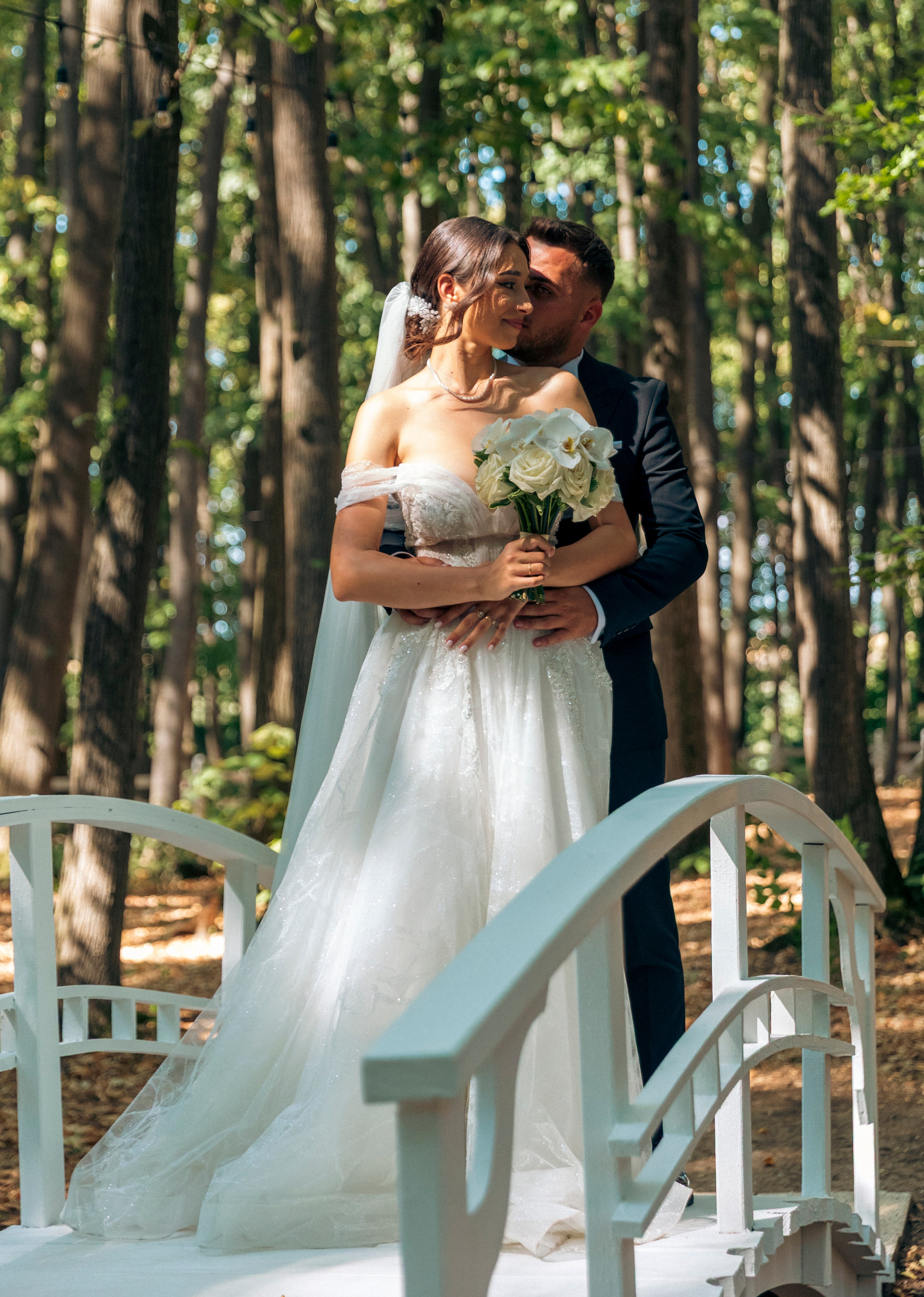 Nunta. Fotograf profesionist de eveniment ce captureaza povesti si emotii