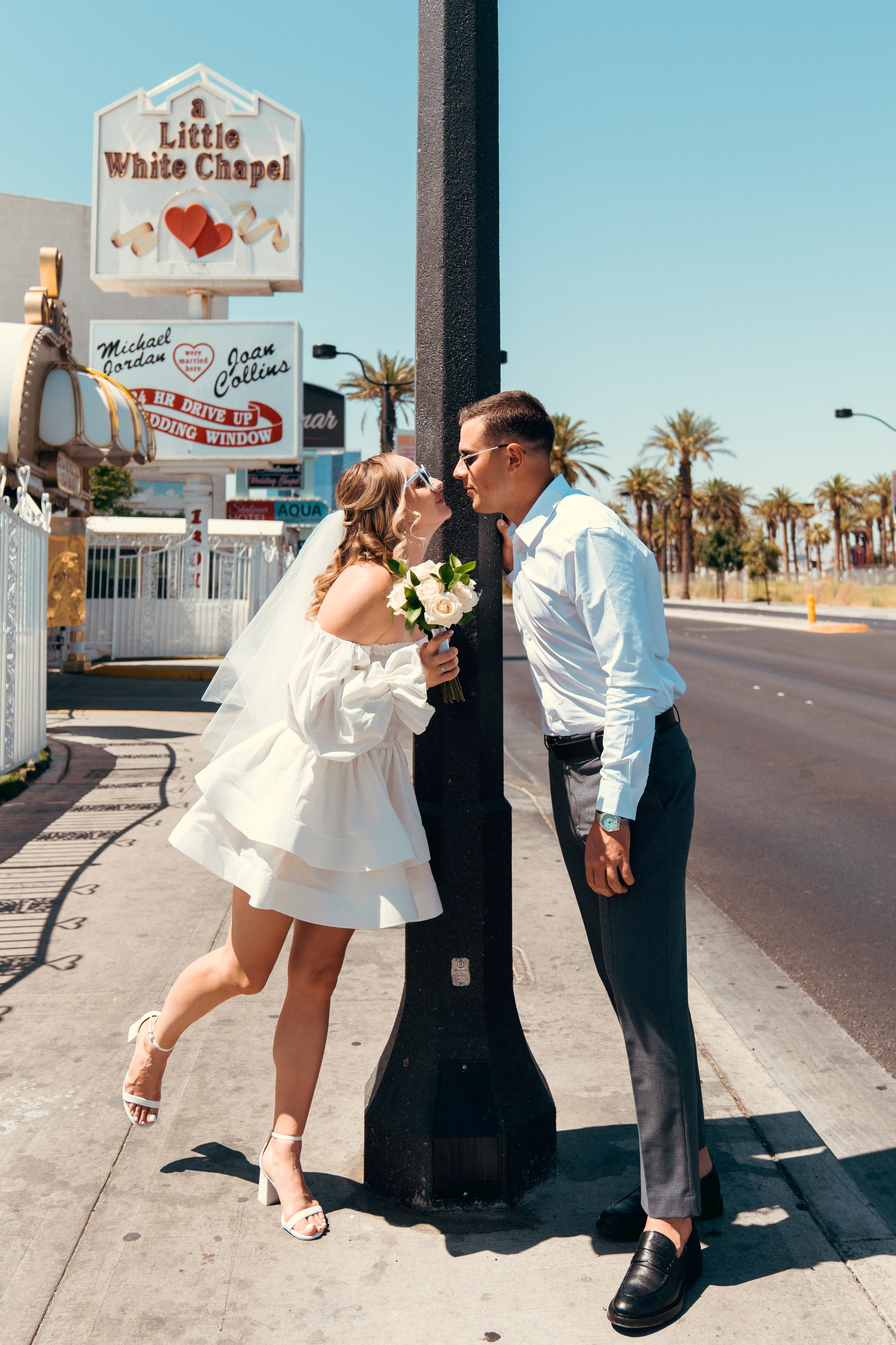 Iryna&Roman. Wedding & elopement photographer Viktoriya Kravtsov. Las Vegas