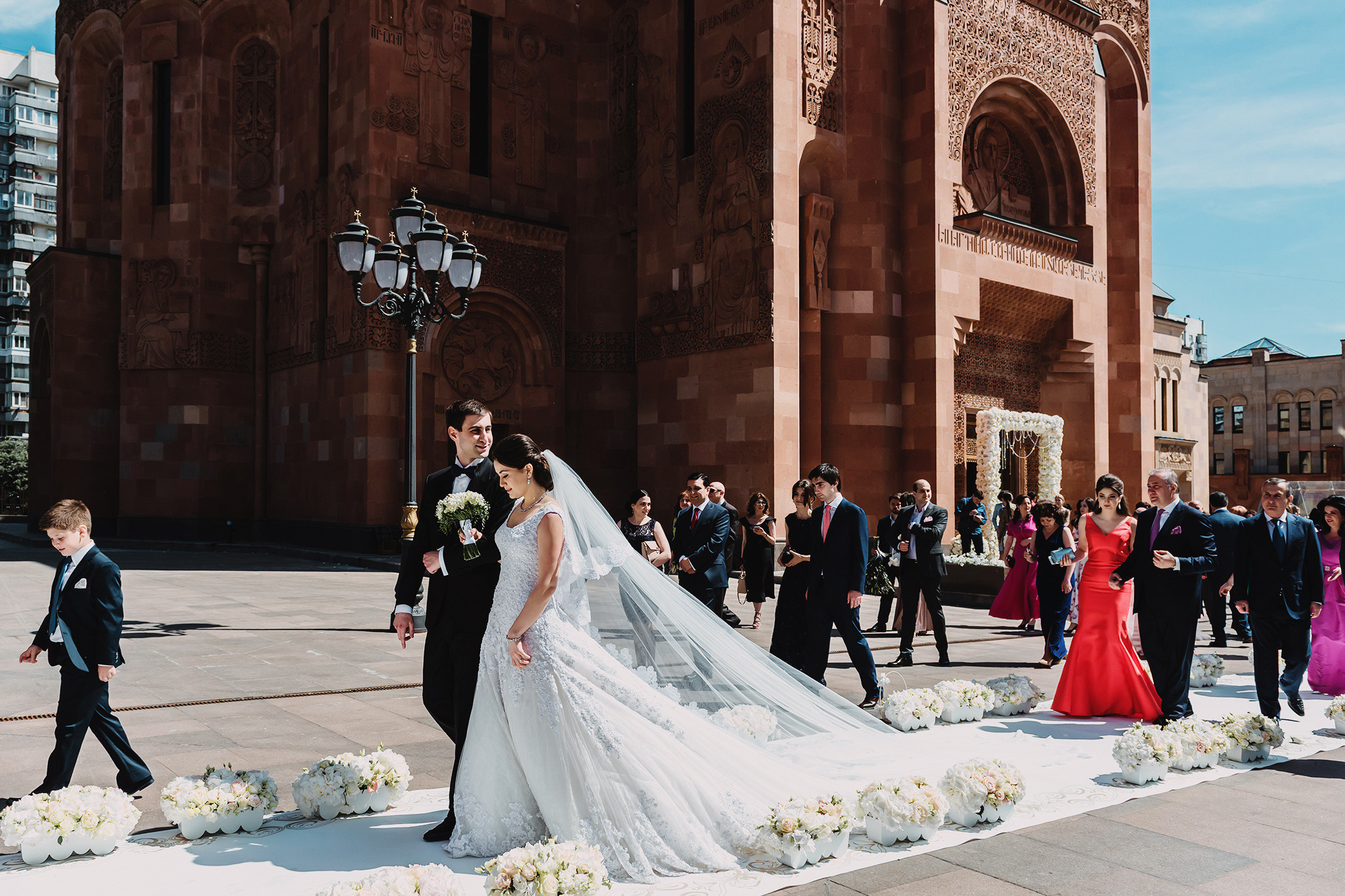 MARIA + GEORGIY | CHURCH WEDDING. HOME