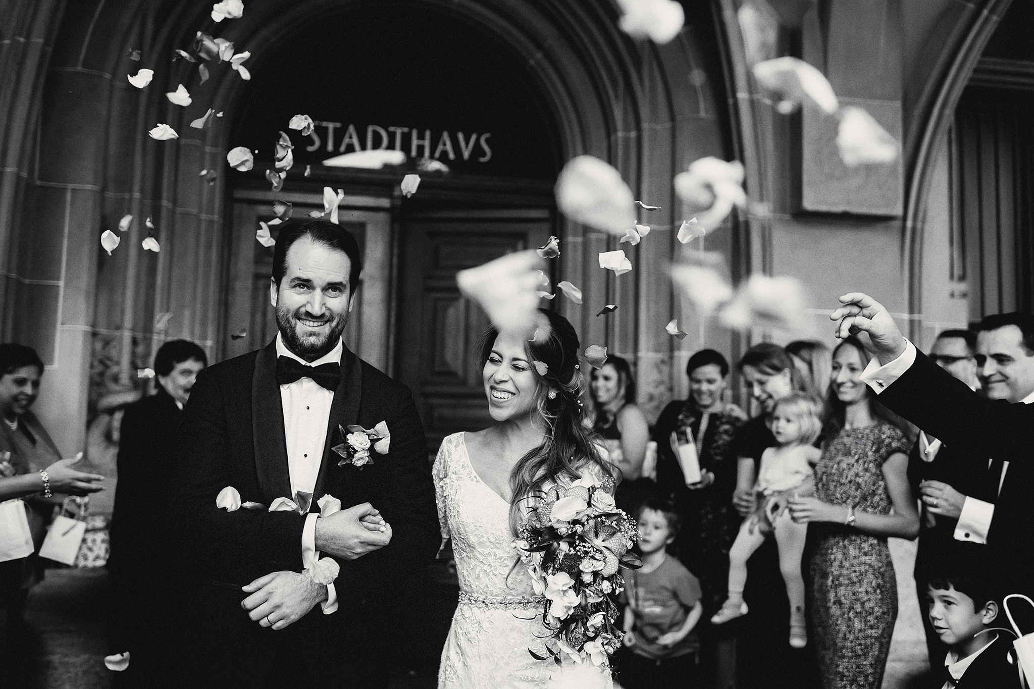 JAKUB + JESSICA | CIVIL WEDDING, ZÜRICH STADTHAUS | BELVOIR PARK | BLACK&WHITE. HOME