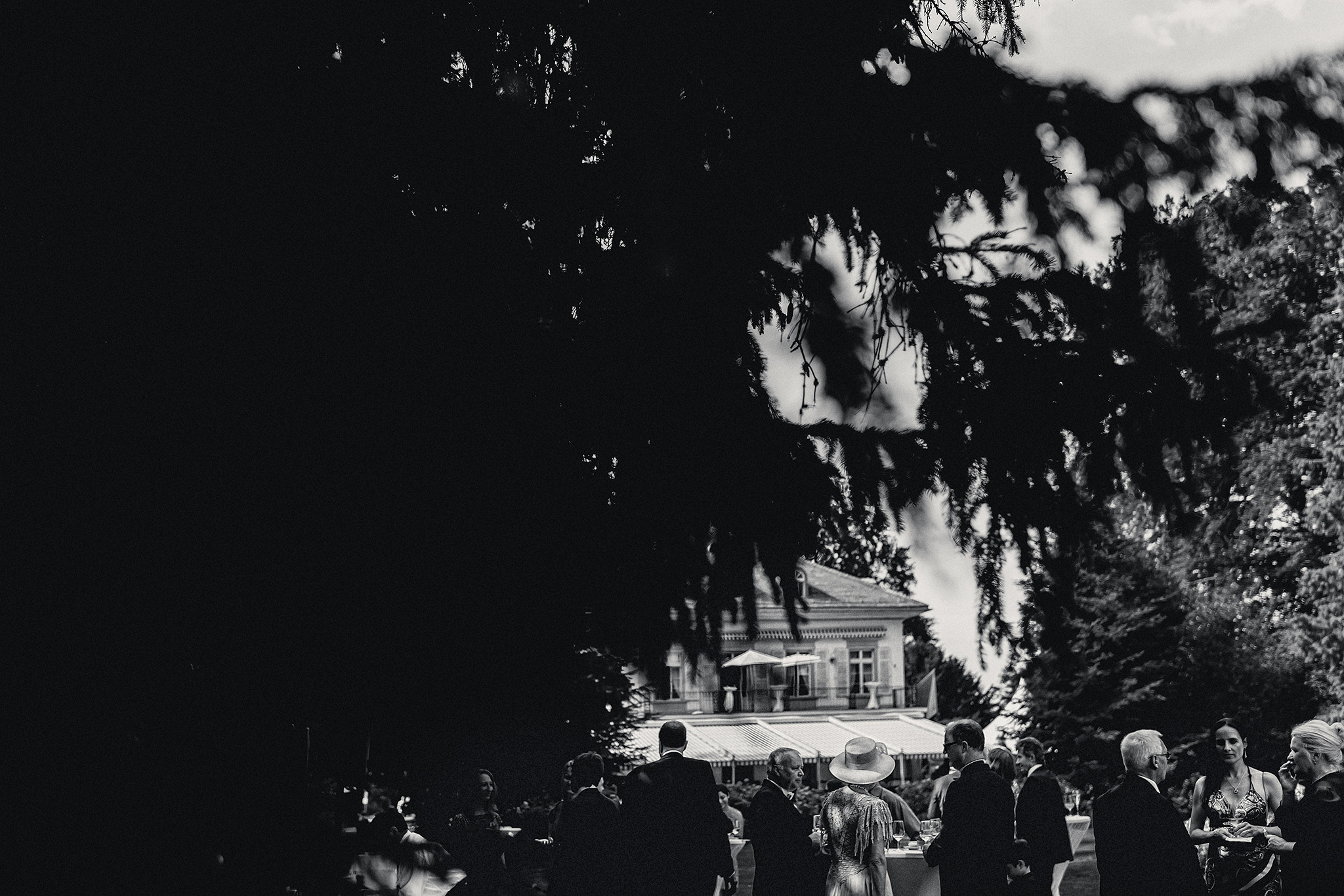 JAKUB + JESSICA | CIVIL WEDDING, ZÜRICH STADTHAUS | BELVOIR PARK | BLACK&WHITE. HOME