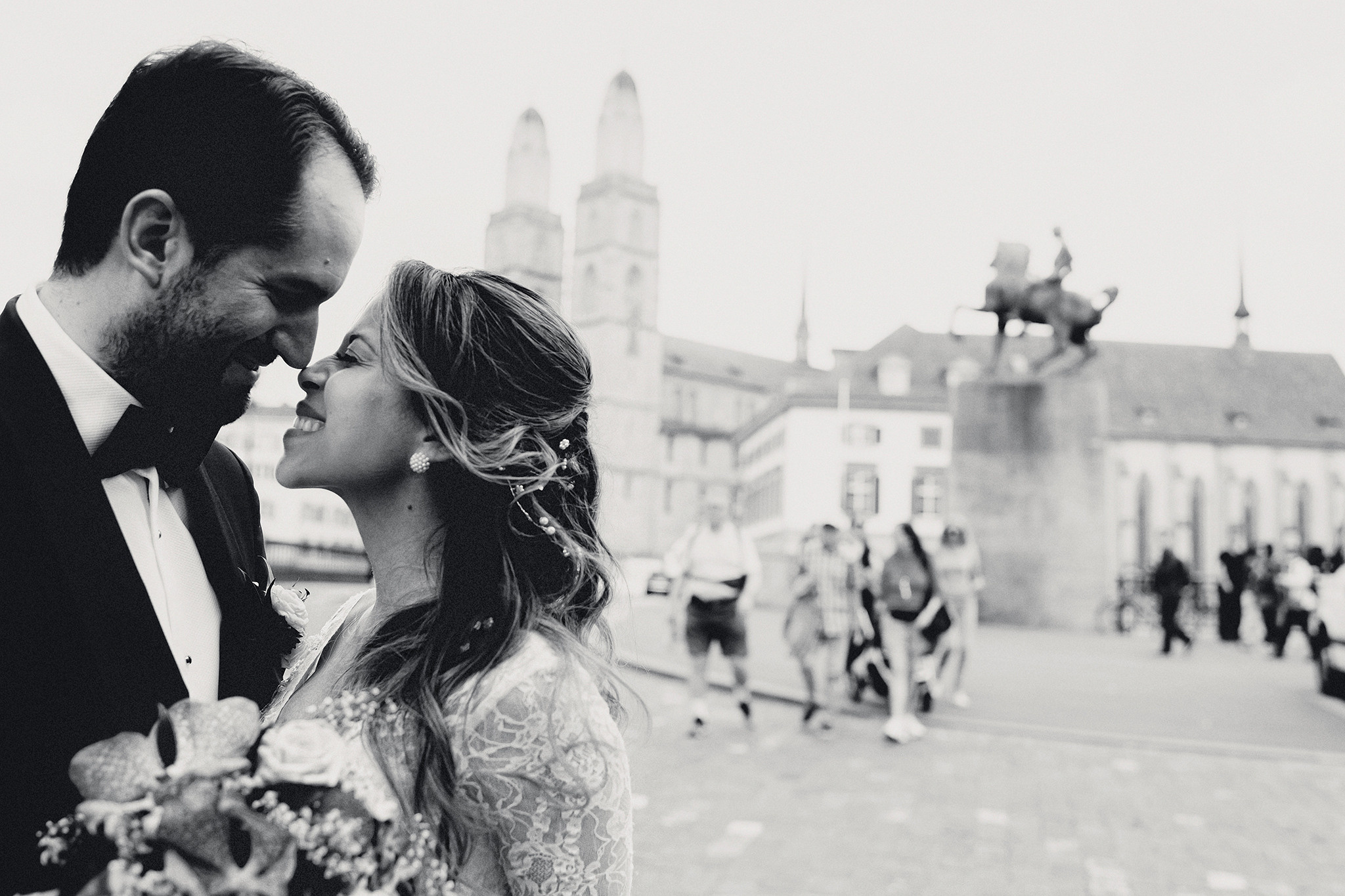JAKUB + JESSICA | CIVIL WEDDING, ZÜRICH STADTHAUS | BELVOIR PARK | BLACK&WHITE. HOME