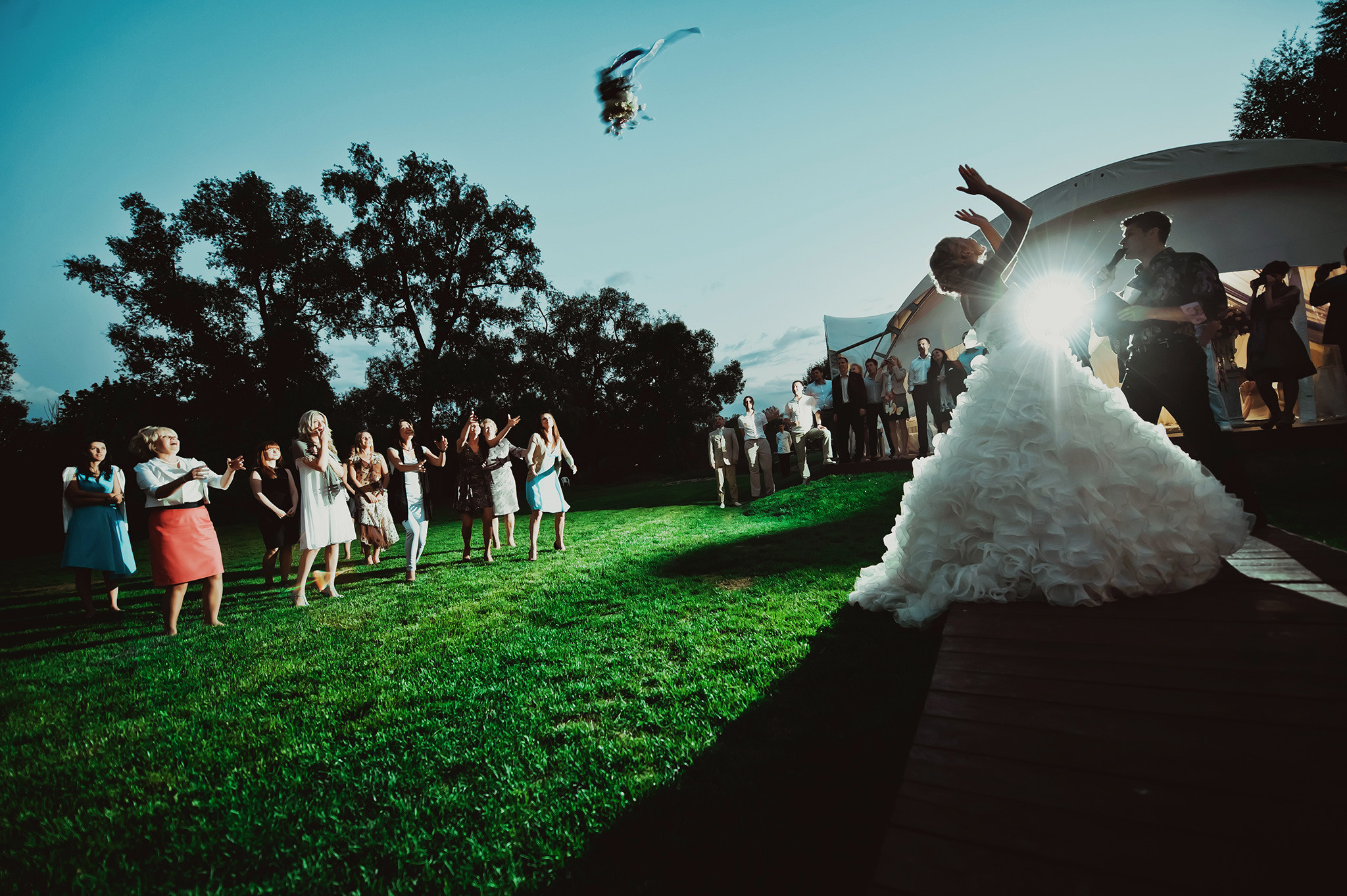 TATIANA + SERGEY | SUMMER WEDDING. HOME