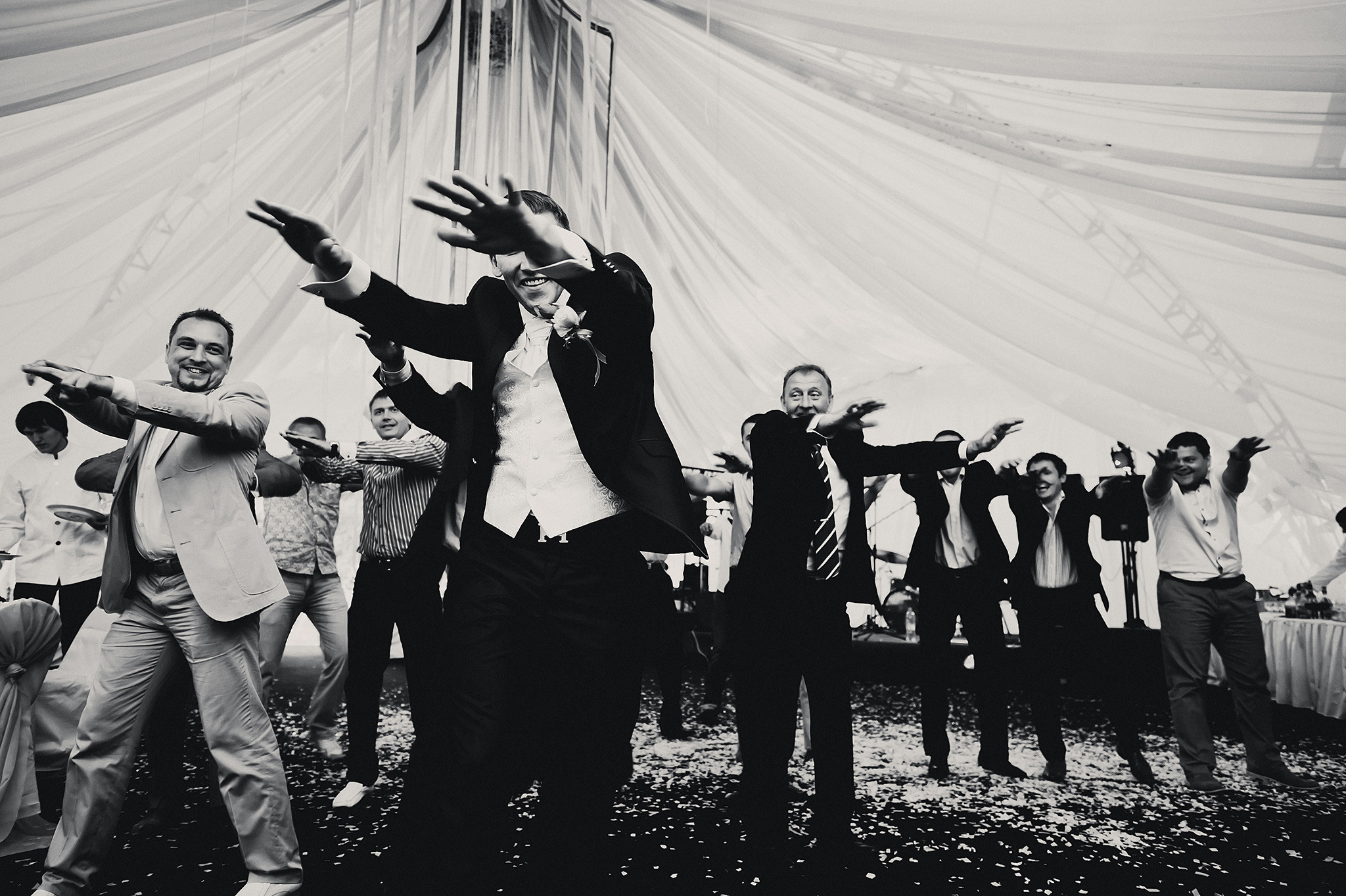 TATIANA + SERGEY | SUMMER WEDDING. HOME