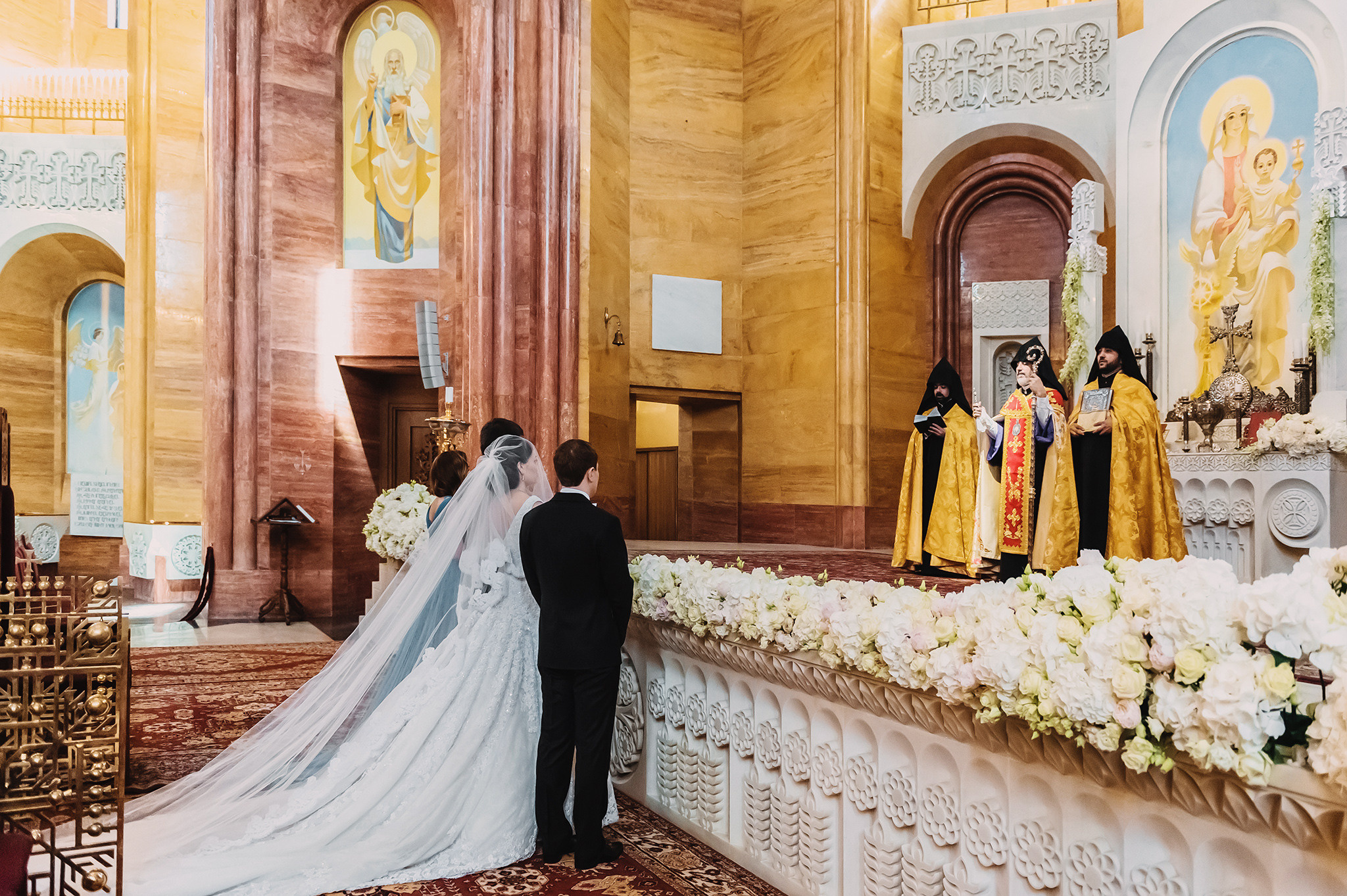 MARIA + GEORGIY | CHURCH WEDDING. HOME