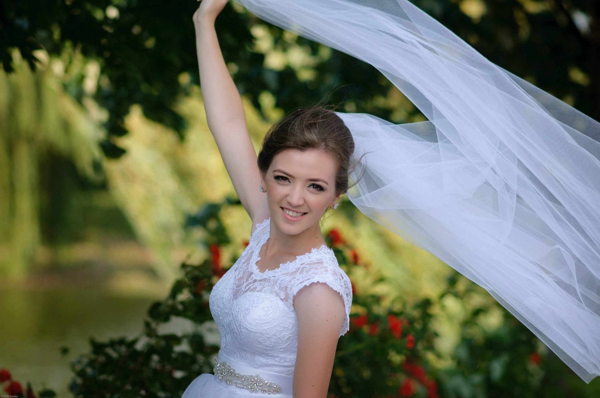 Portrete – Eleganță și expresivitate. Fotograf de nuntă, corporate, botezuri, majorate și aniversări Roman, Lucaci Cornel