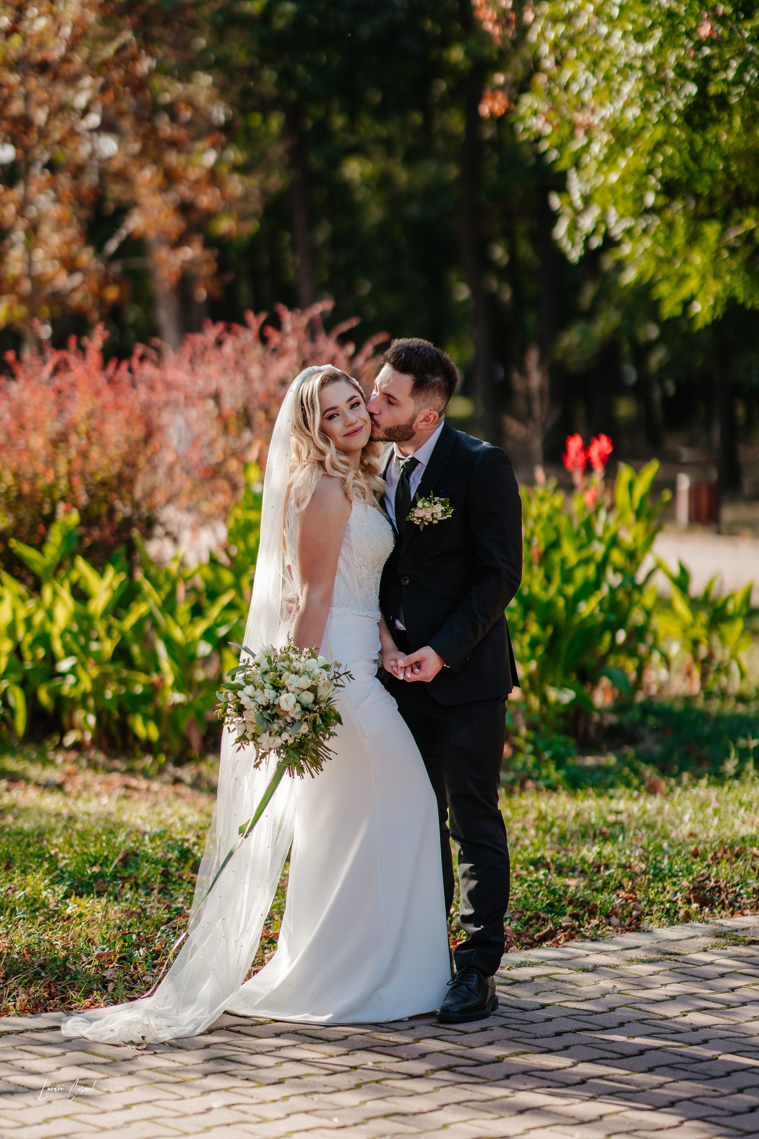 Diana & Cătălin – Nuntă clasică și rafinată. Fotograf de nuntă, corporate, botezuri, majorate și aniversări Roman, Lucaci Cornel