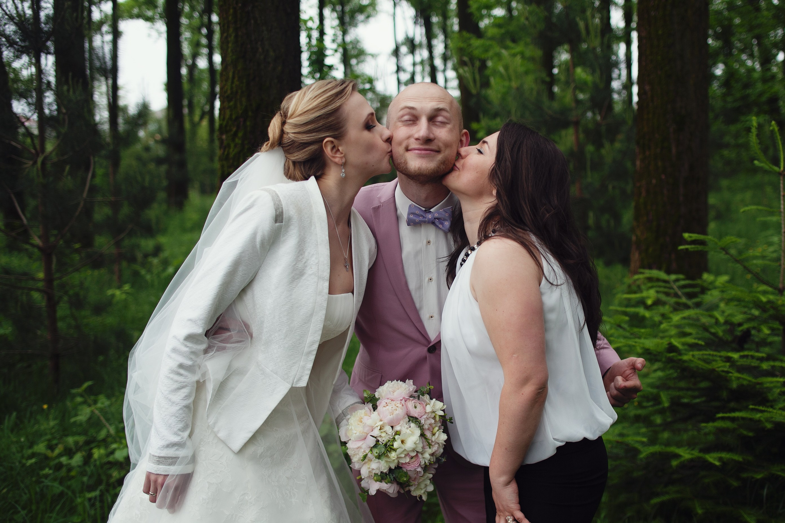 Robert & Andriana, Lviv. Denny Savon — Photographer in Santorini | Weddings, Love Stories & Flying Dress