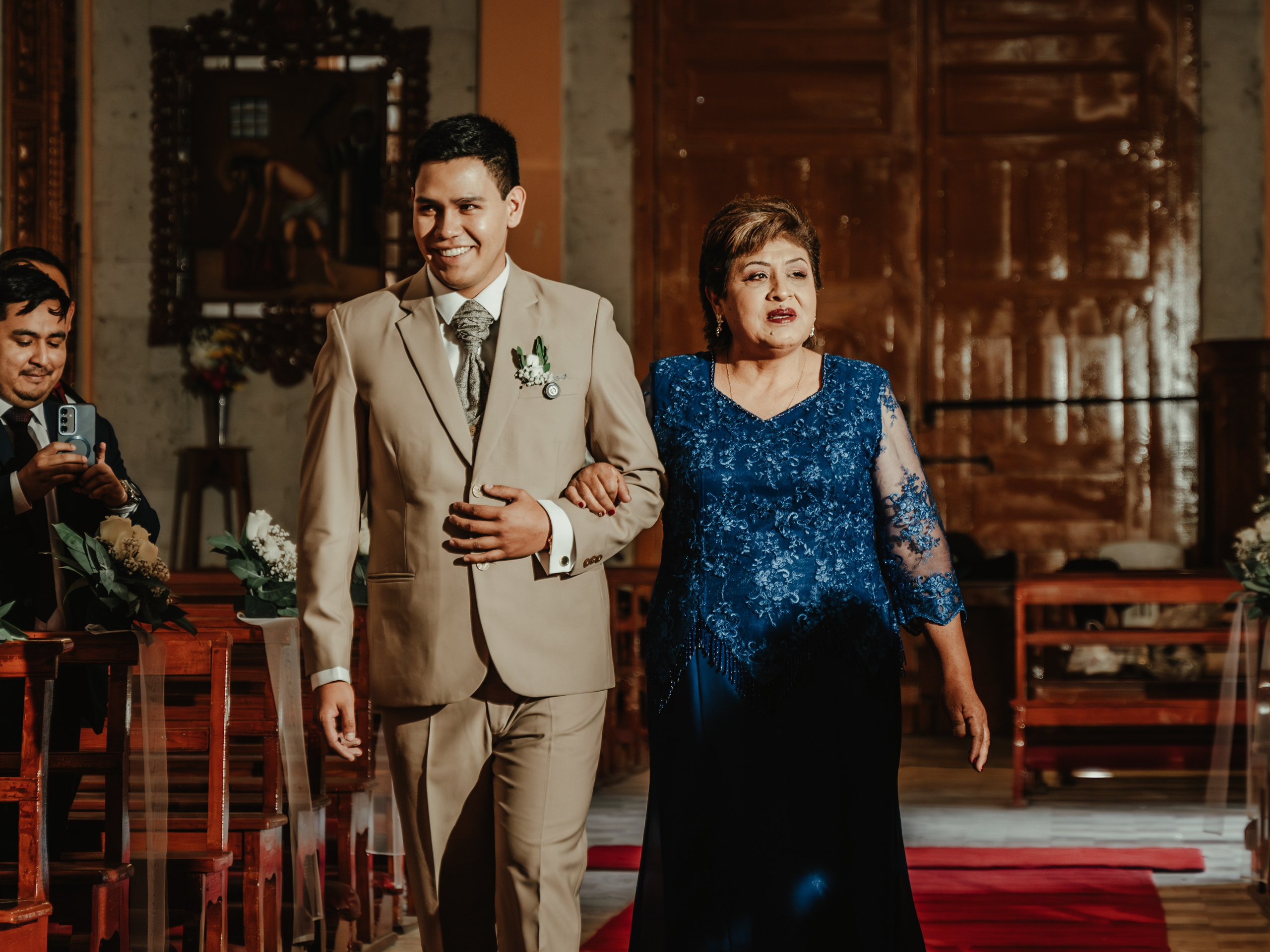 CARLA Y MARIO BODA RELIGIOSA. Studio KVTA | Fotografía y Video de Bodas en Arequipa