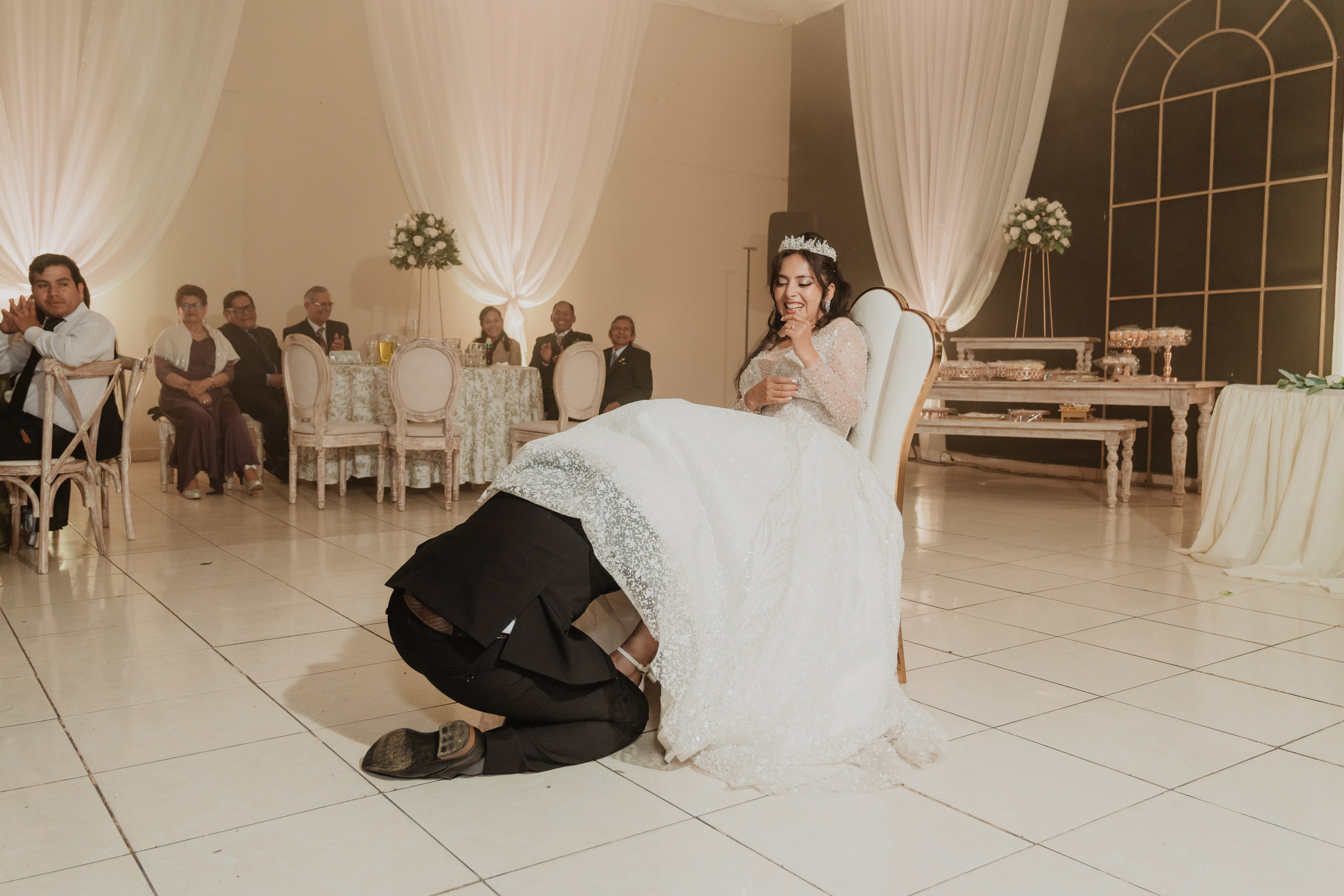 FERNANDO + MARIBEL | BODA RELIGIOSA. Studio KVTA | Fotografía y Video de Bodas en Arequipa