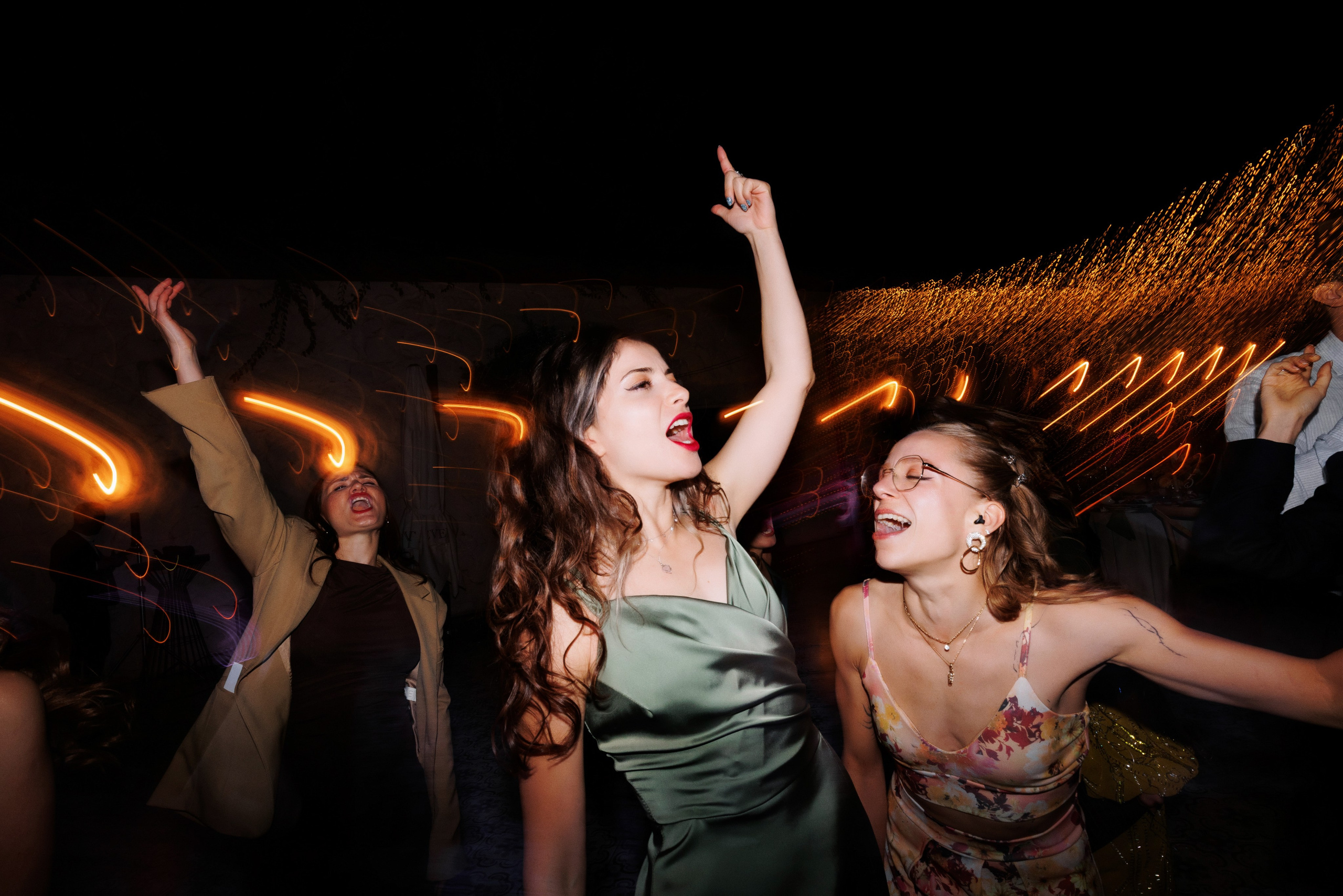 Dragoste povestită de noi. Servicii Foto Video în Chișinău și Europa ID-Brothers